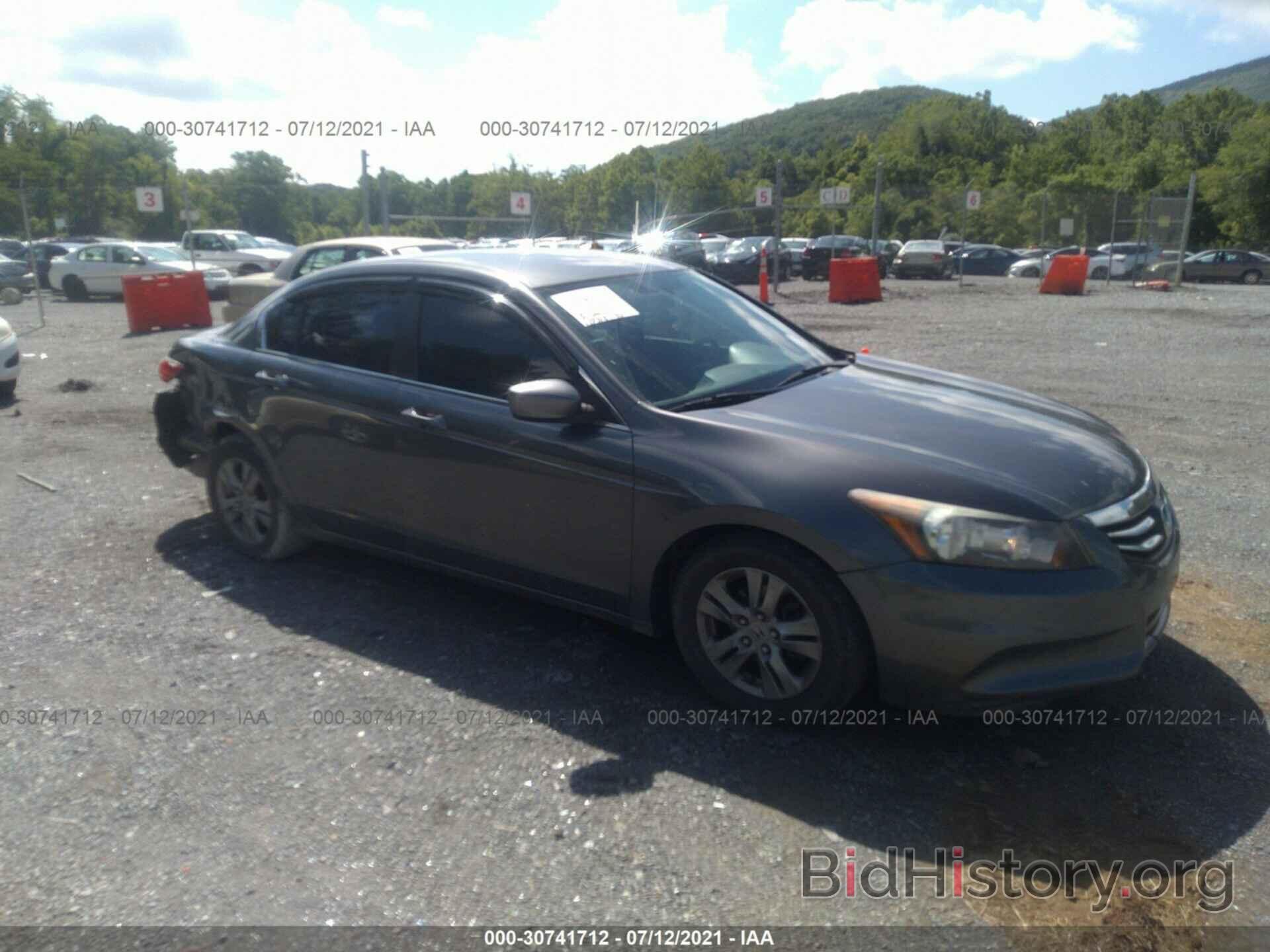 Photo 1HGCP2F67CA193375 - HONDA ACCORD SDN 2012