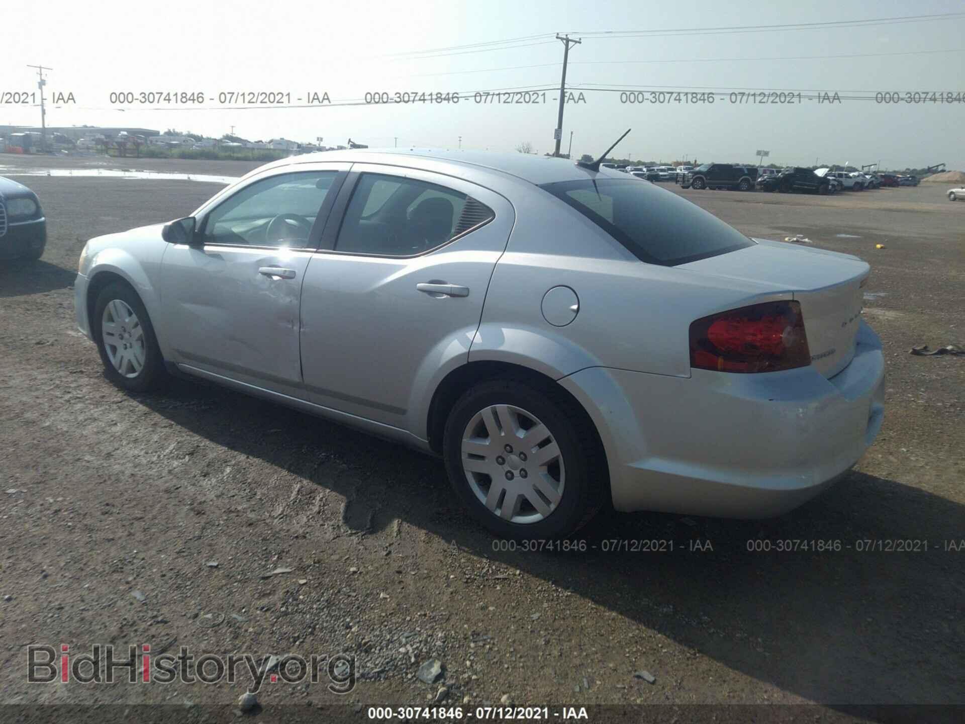 2011 DODGE AVENGER - VIN: 1B3BD4FB5BN564926 - Фото 3