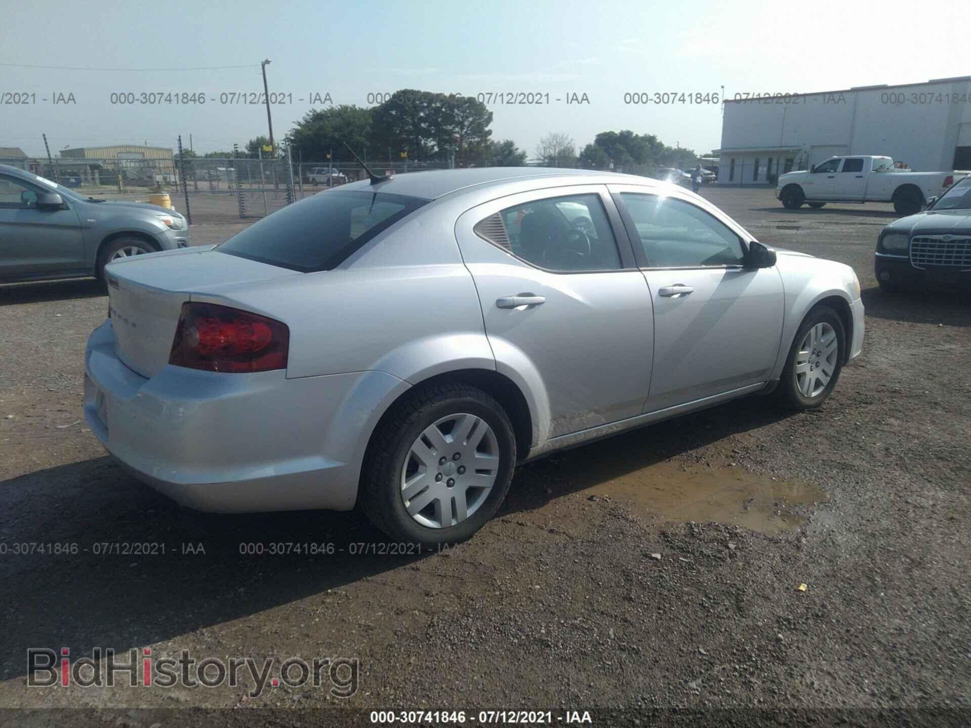 2011 DODGE AVENGER - VIN: 1B3BD4FB5BN564926 - Фото 4
