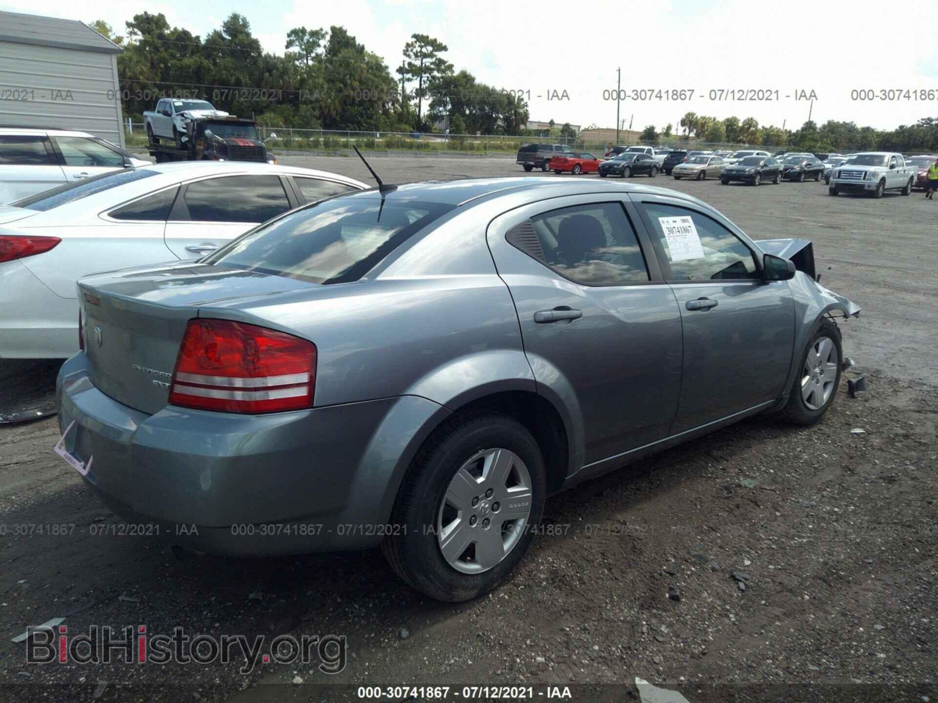 2010 DODGE AVENGER - VIN: 1B3CC4FBXAN221549 - Photo 4