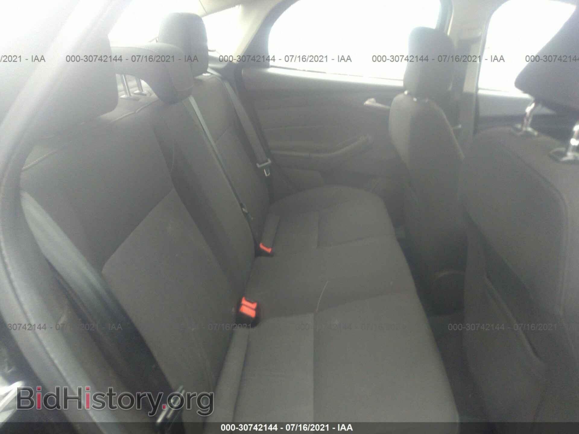 2017 FORD FOCUS - VIN: 1FADP3FE7HL276371 - Photo 8