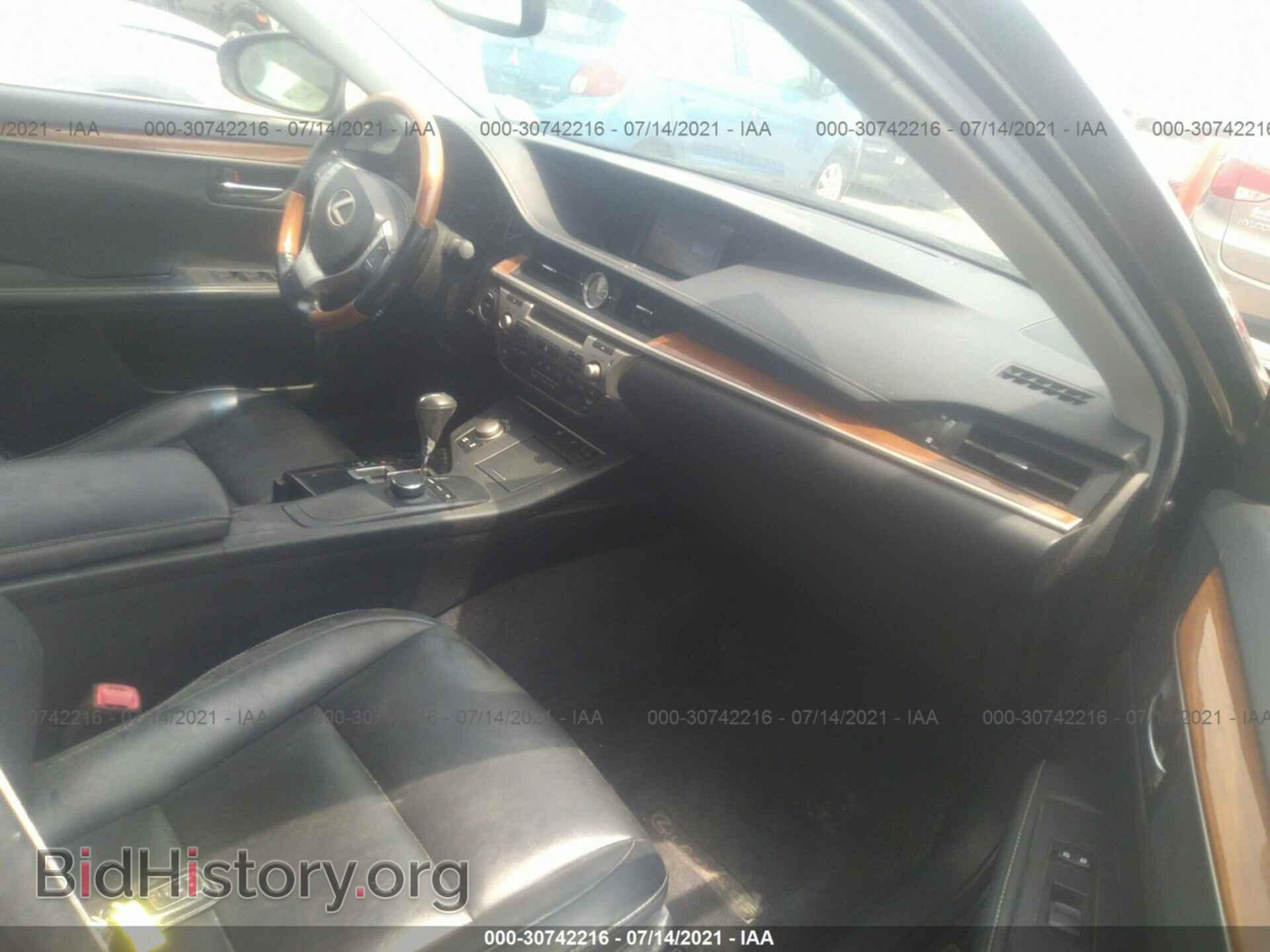 2013 LEXUS ES 300H - VIN: JTHBW1GG8D2018836 - Фото 5