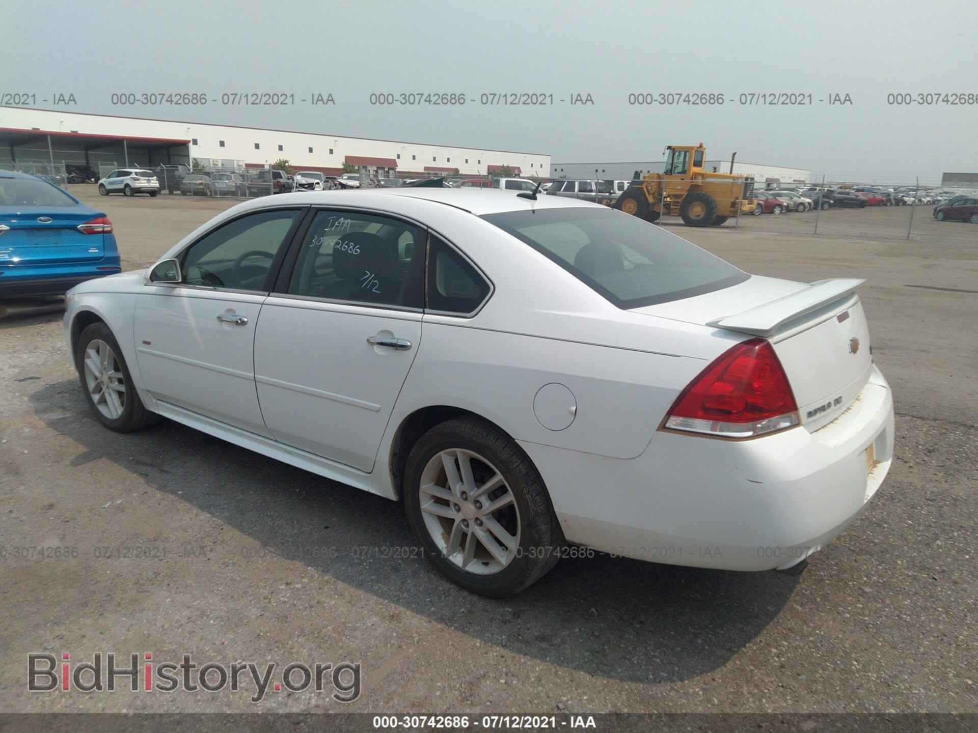 2013 CHEVROLET IMPALA - VIN: 2G1WC5E38D1173530 - Фото 3