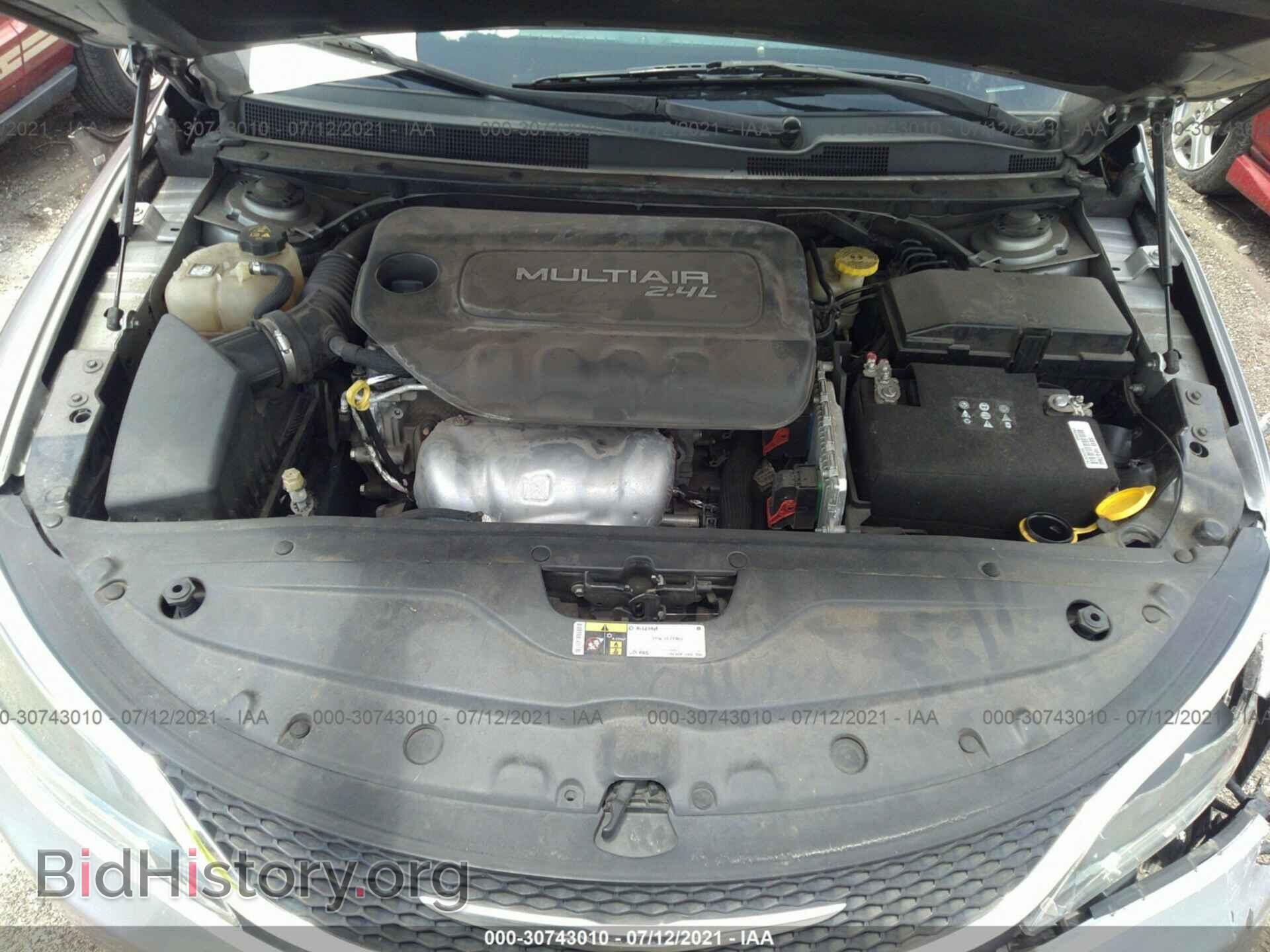 2015 CHRYSLER 200 - VIN: 1C3CCCAB4FN538433 - Фото 10