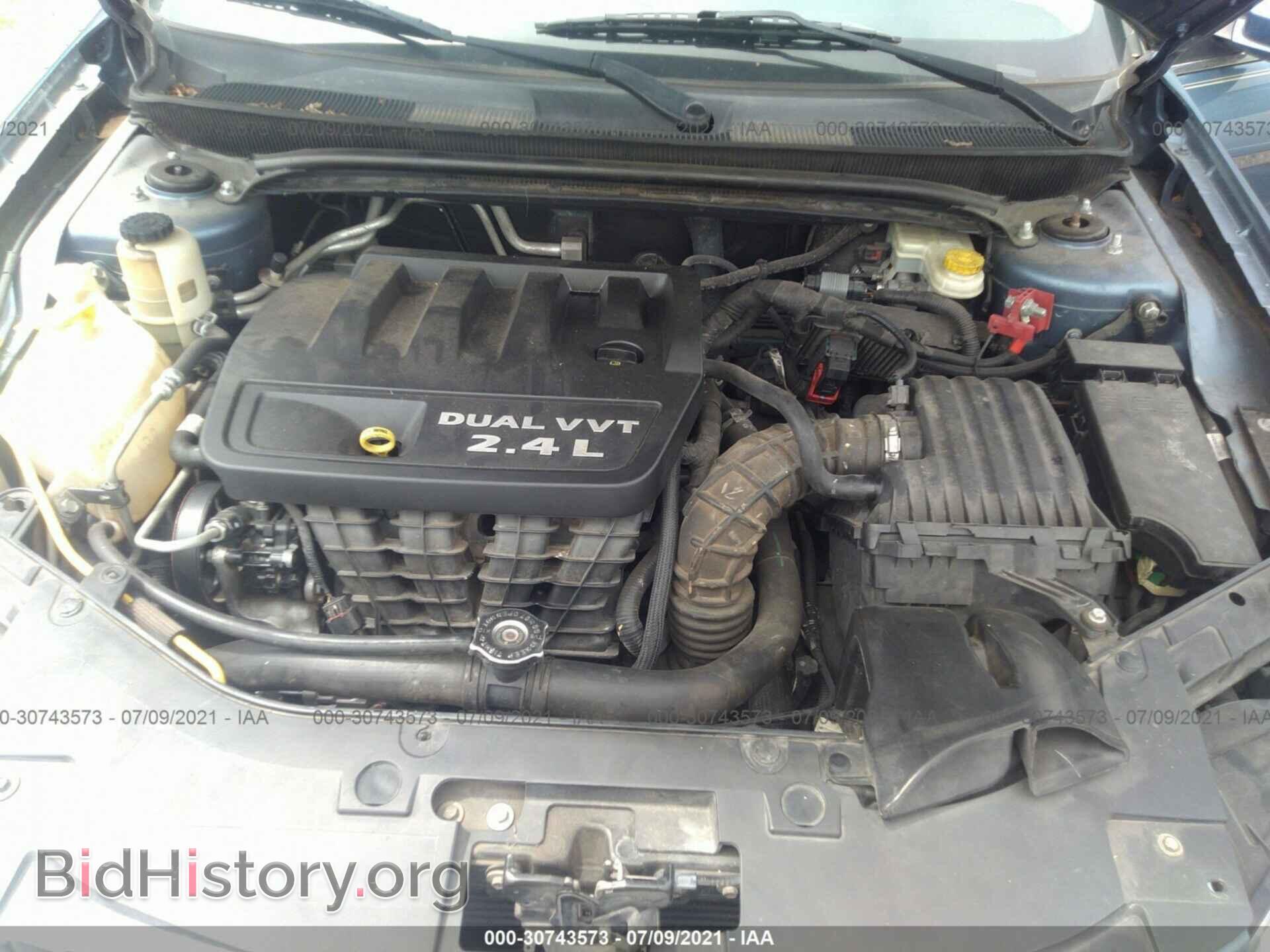 2011 CHRYSLER 200 - VIN: 1C3BC1FBXBN576087 - Фото 10