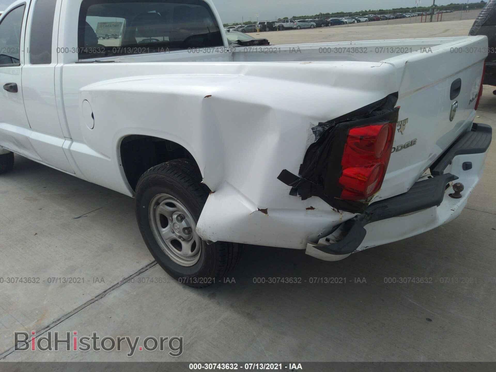 2011 RAM DAKOTA - VIN: 1D7RE2BK8BS586558 - Photo 6
