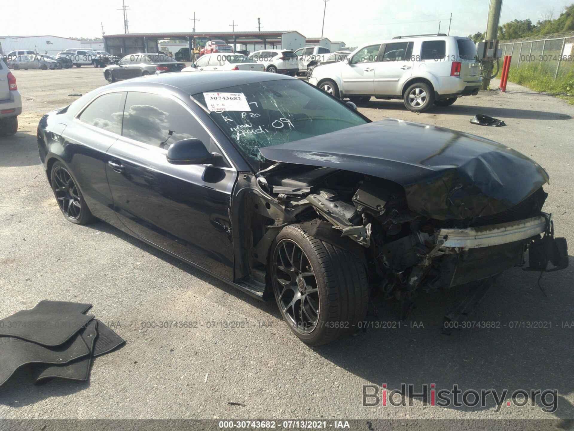 Photo WAUDK78T69A051137 - AUDI A5 2009