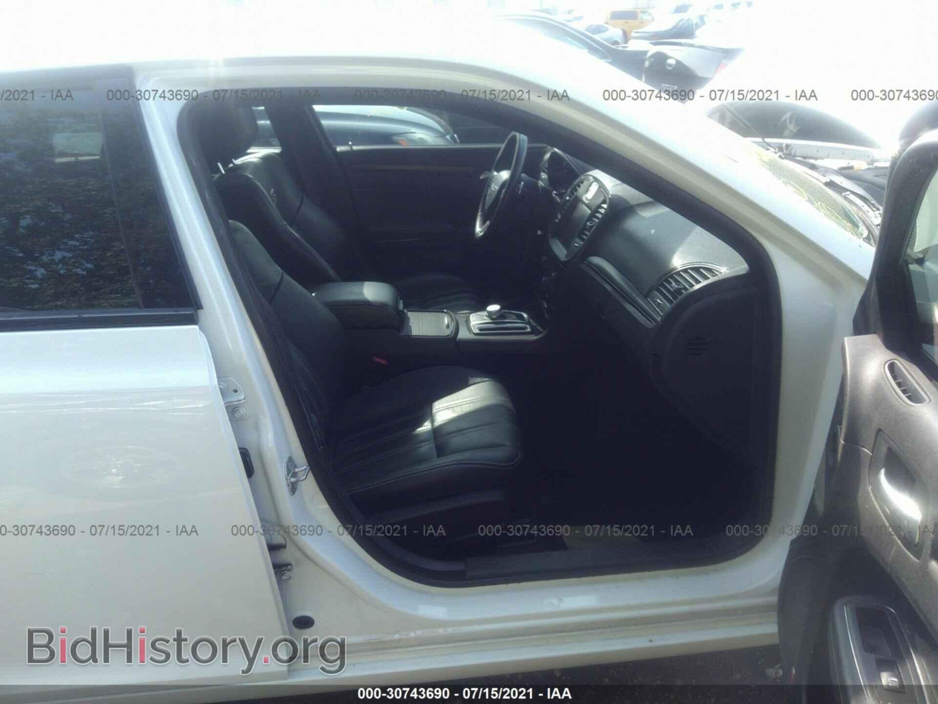 2015 CHRYSLER 300 - VIN: 2C3CCAGG2FH922789 - Фото 5