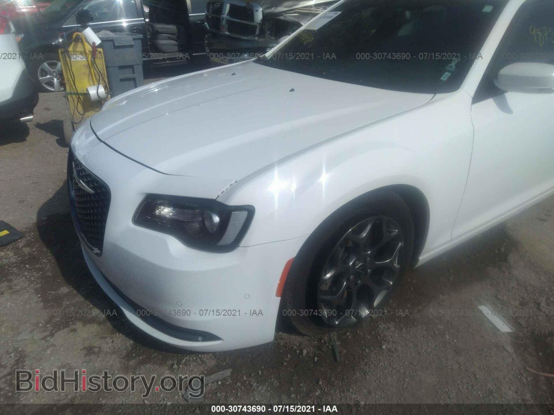 2015 CHRYSLER 300 - VIN: 2C3CCAGG2FH922789 - Фото 6