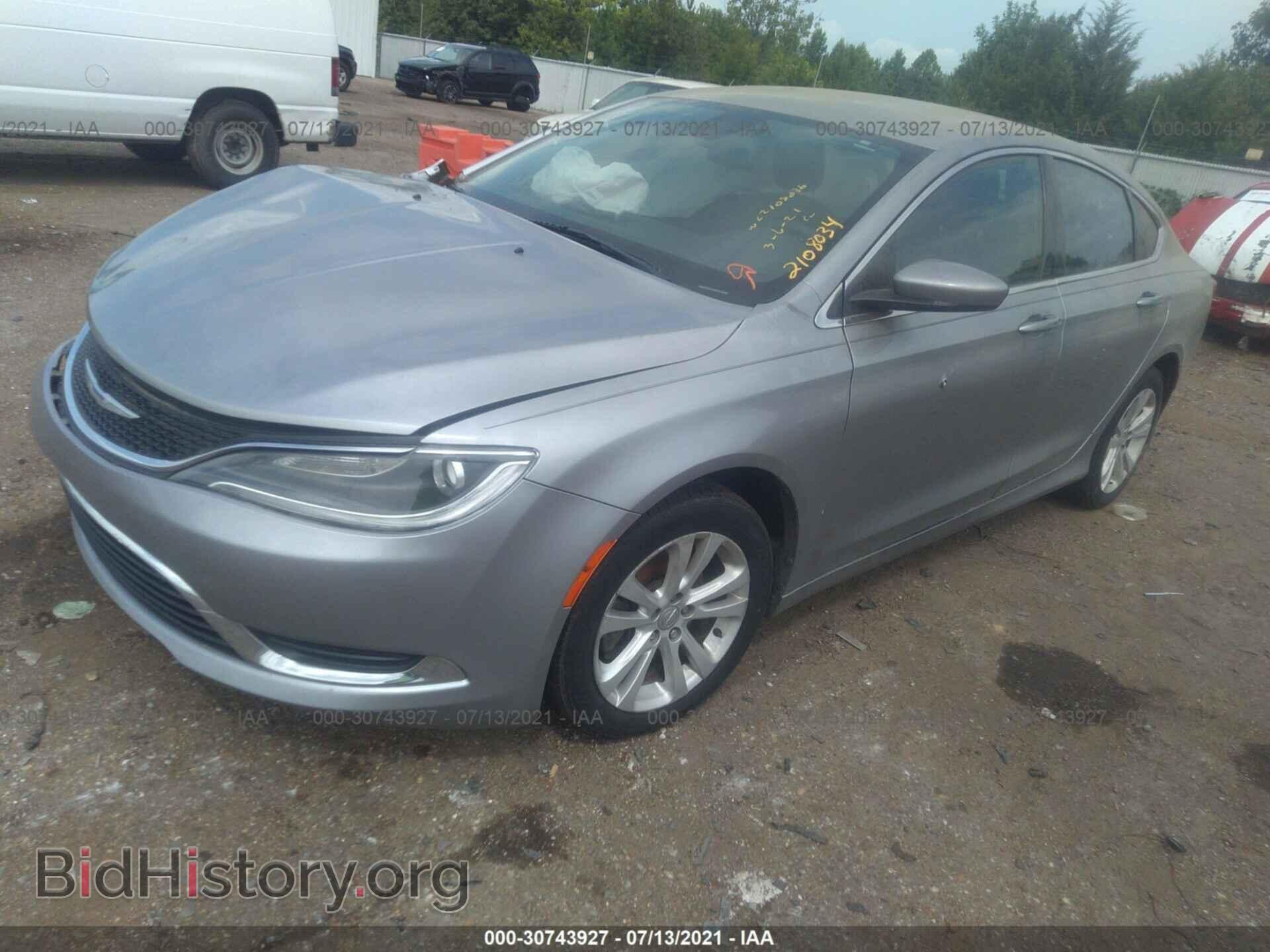 2015 CHRYSLER 200 - VIN: 1C3CCCAB3FN575439 - Фото 2