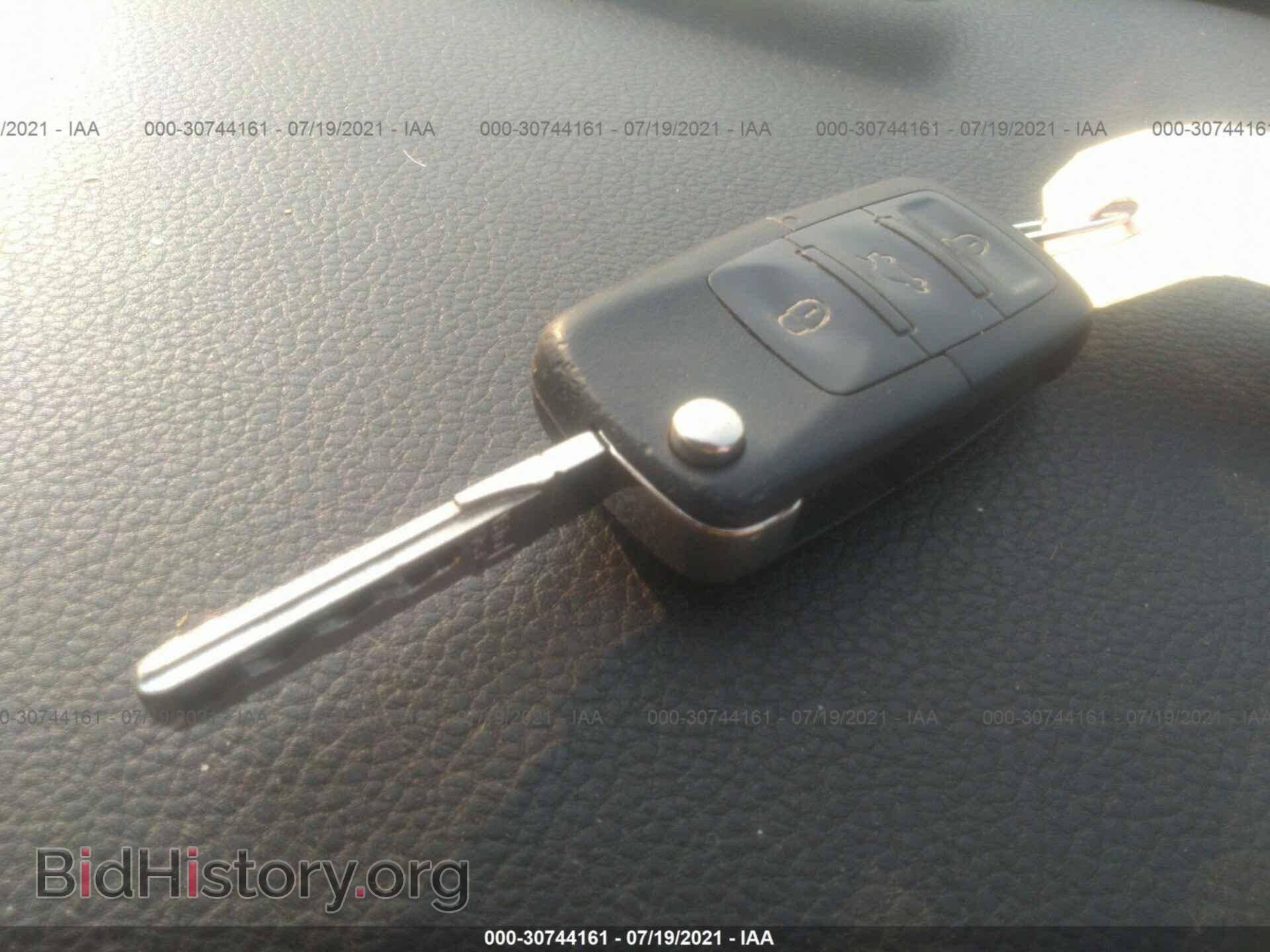 2009 VOLKSWAGEN EOS - VIN: WVWBA71F69V015572 - Фото 11