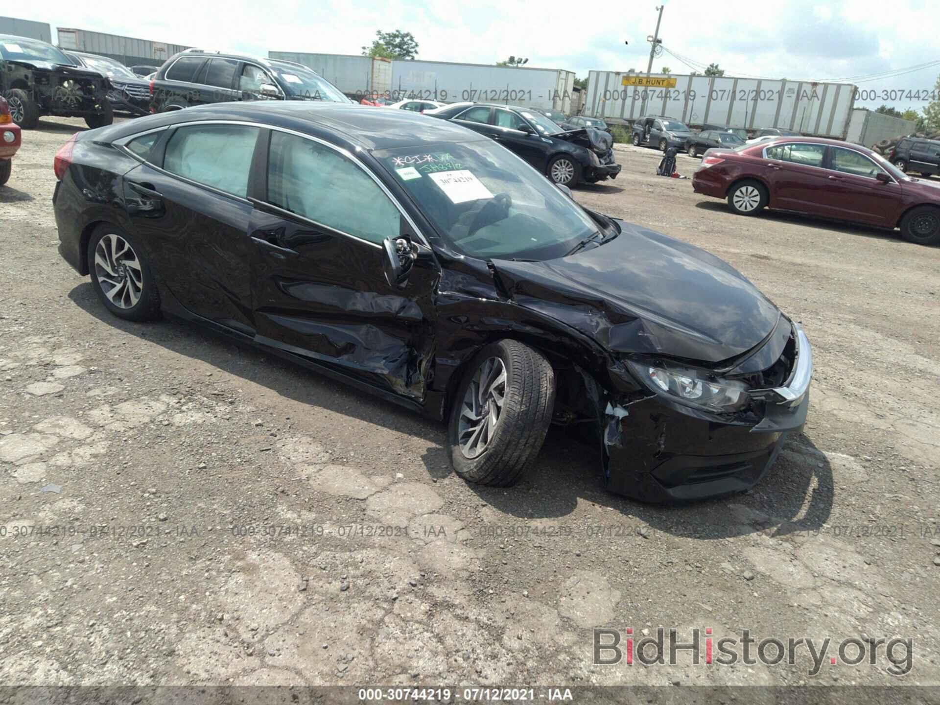 Photo 2HGFC2F73HH524883 - HONDA CIVIC SEDAN 2017