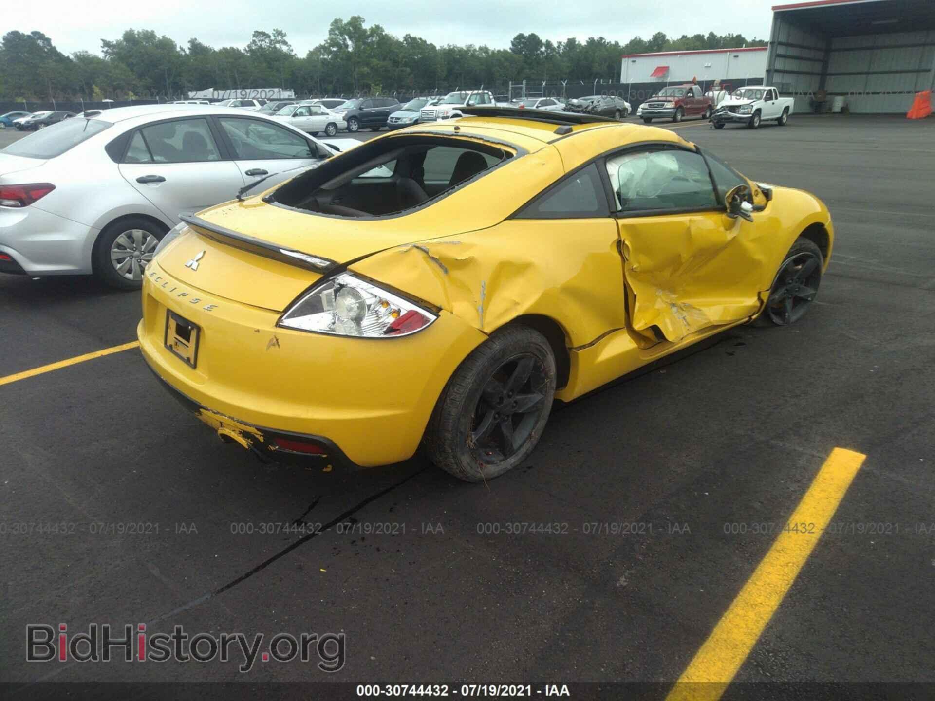 2009 MITSUBISHI ECLIPSE - VIN: 4A3AK24F49E021021 - Photo 4