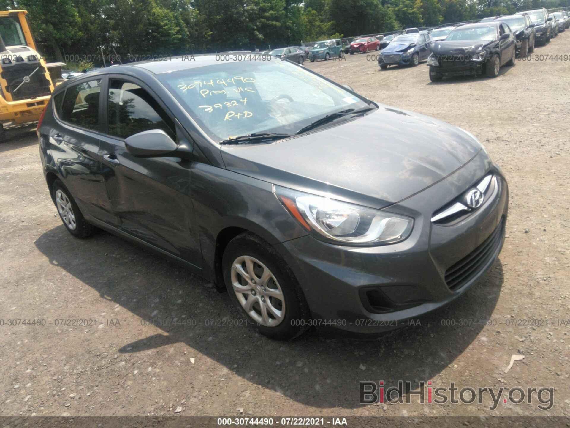 Photo KMHCT5AE2DU071755 - HYUNDAI ACCENT 2013