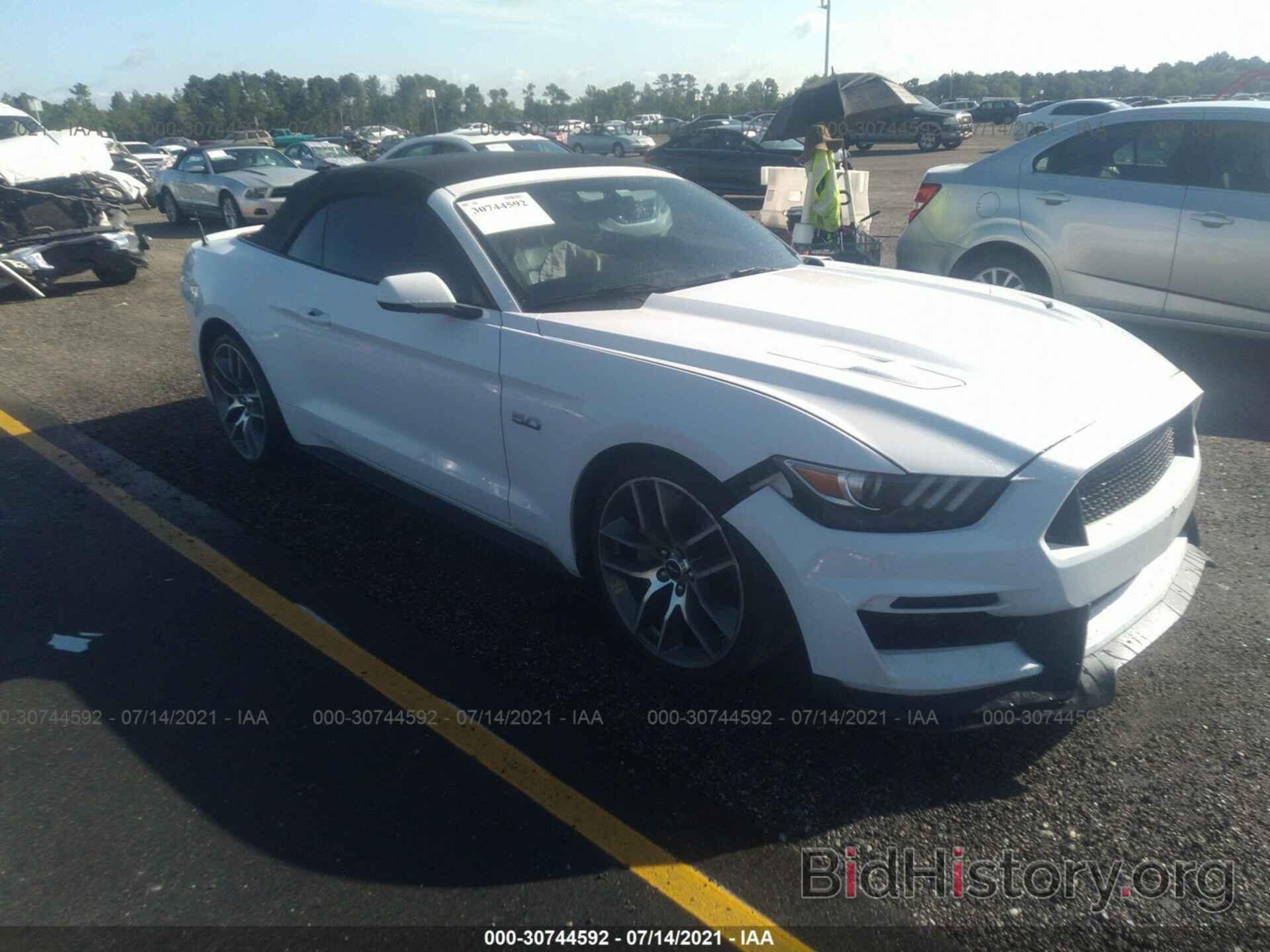 Photo 1FATP8FF0F5390232 - FORD MUSTANG 2015