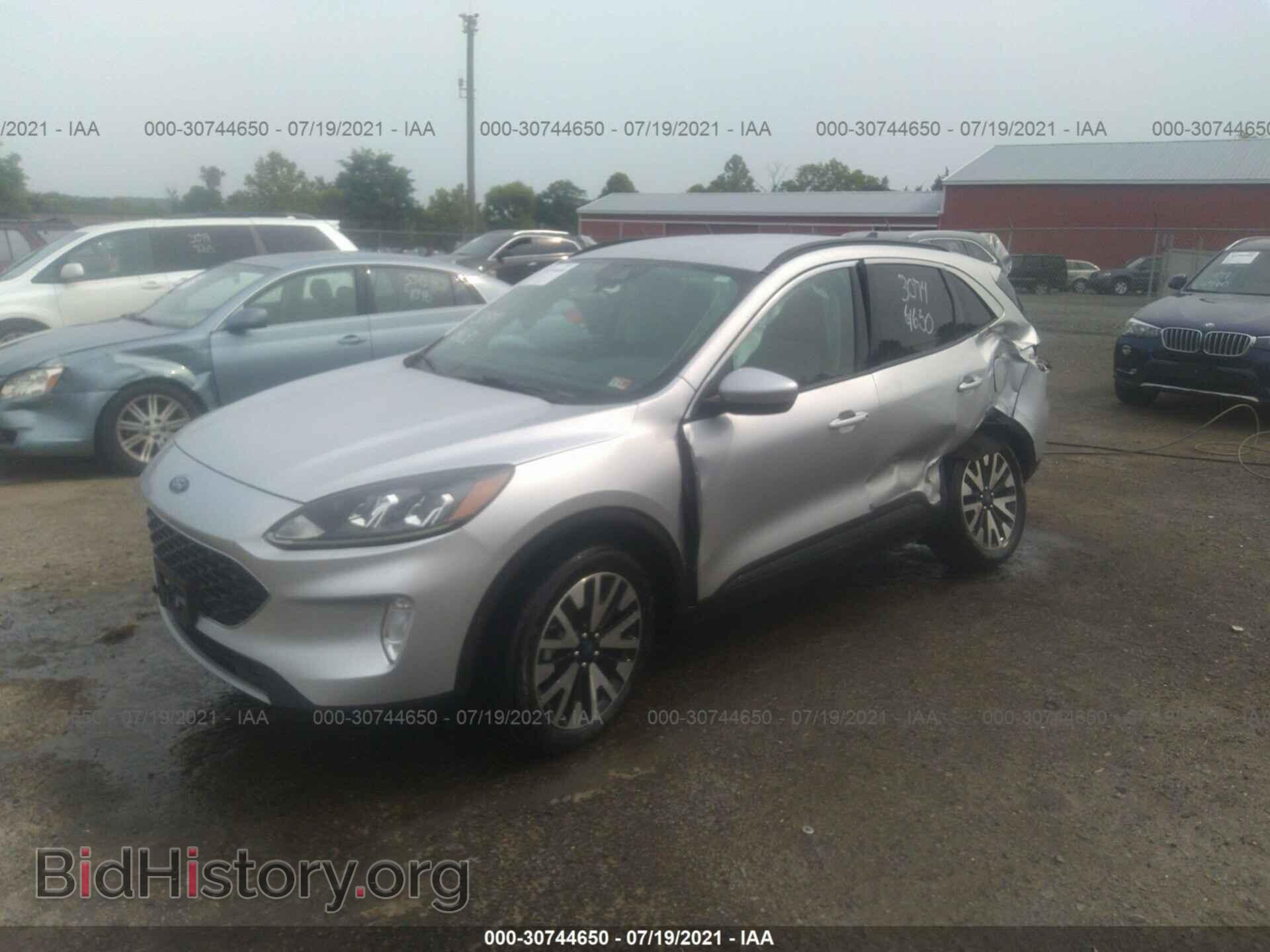 2020 FORD ESCAPE - VIN: 1FMCU9H90LUA39706 - Фото 2