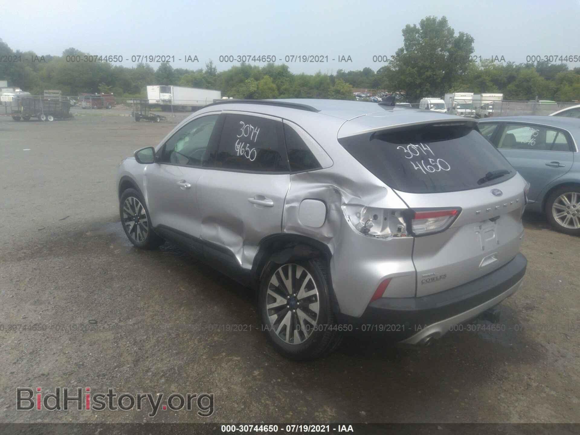 2020 FORD ESCAPE - VIN: 1FMCU9H90LUA39706 - Фото 3