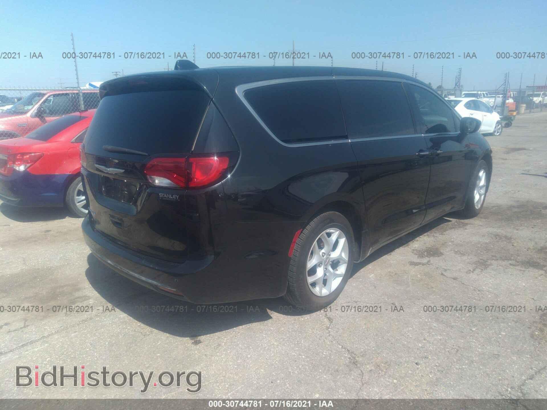 2018 CHRYSLER PACIFICA - VIN: 2C4RC1FG1JR125685 - Фото 4