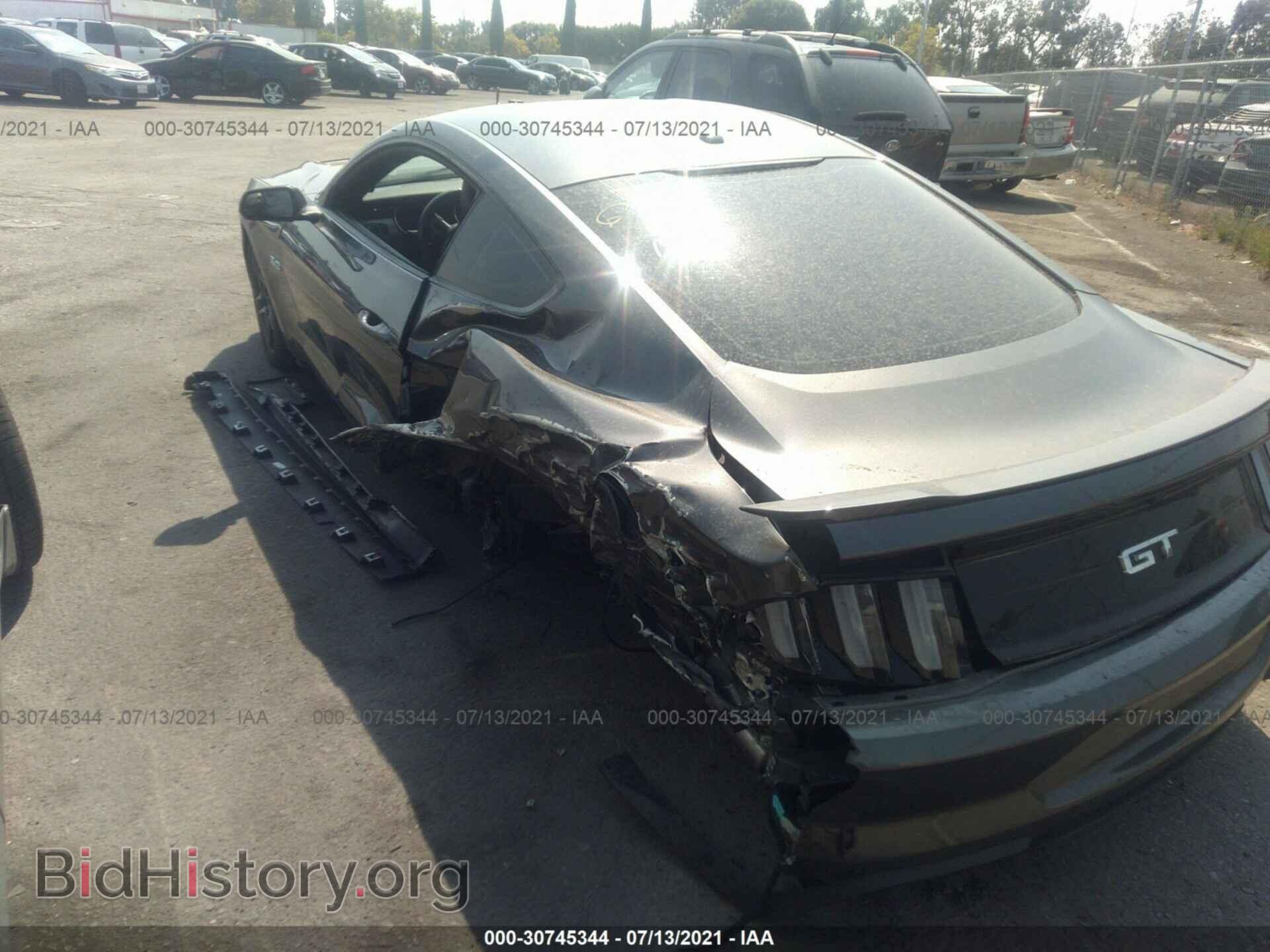 2018 FORD MUSTANG - VIN: 1FA6P8CF2J5163764 - Фото 3