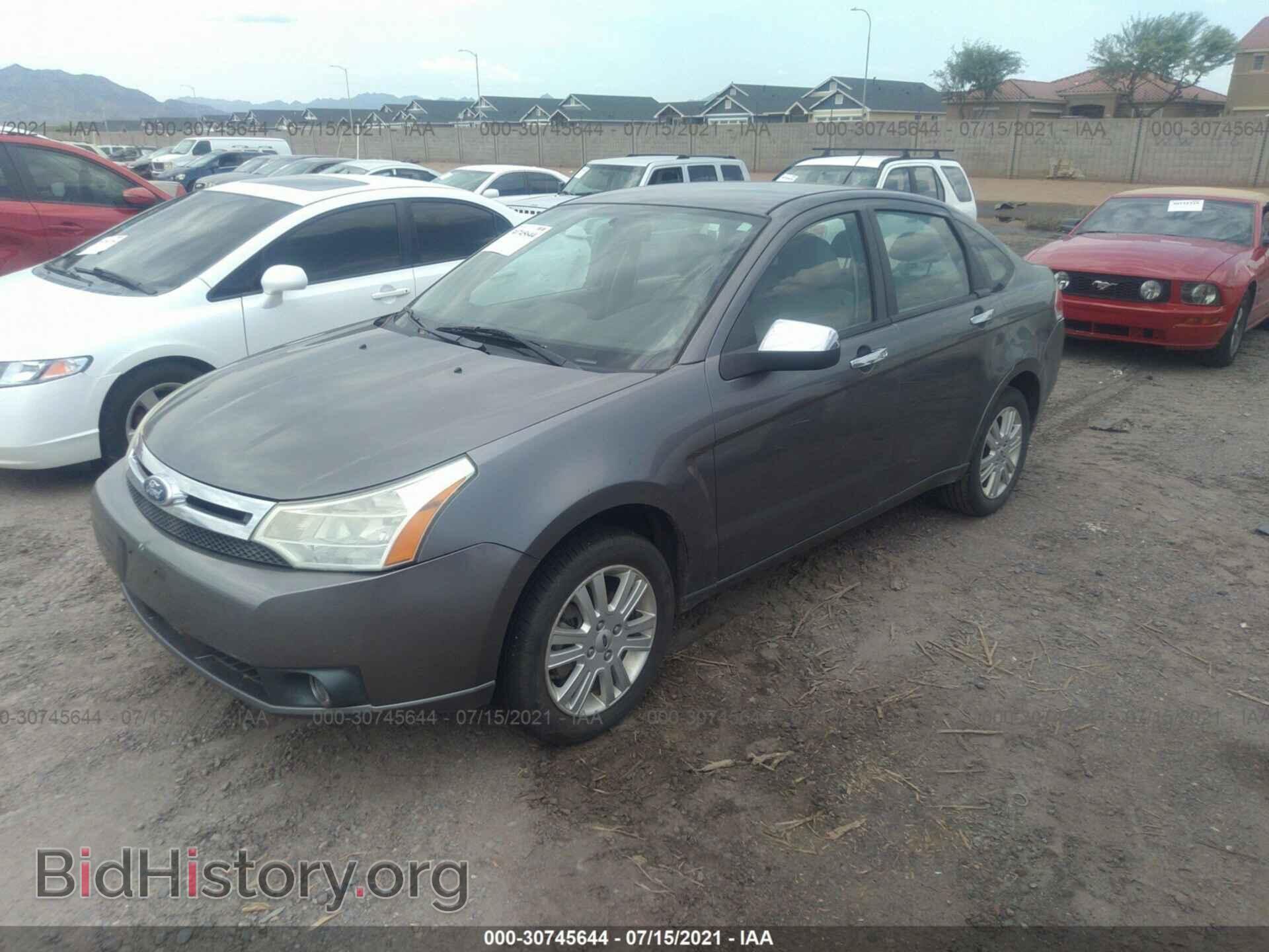 2011 FORD FOCUS - VIN: 1FAHP3HN9BW182139 - Фото 2