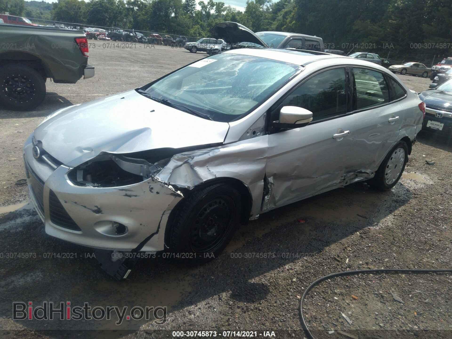 2013 FORD FOCUS - VIN: 1FADP3F22DL162309 - Фото 2