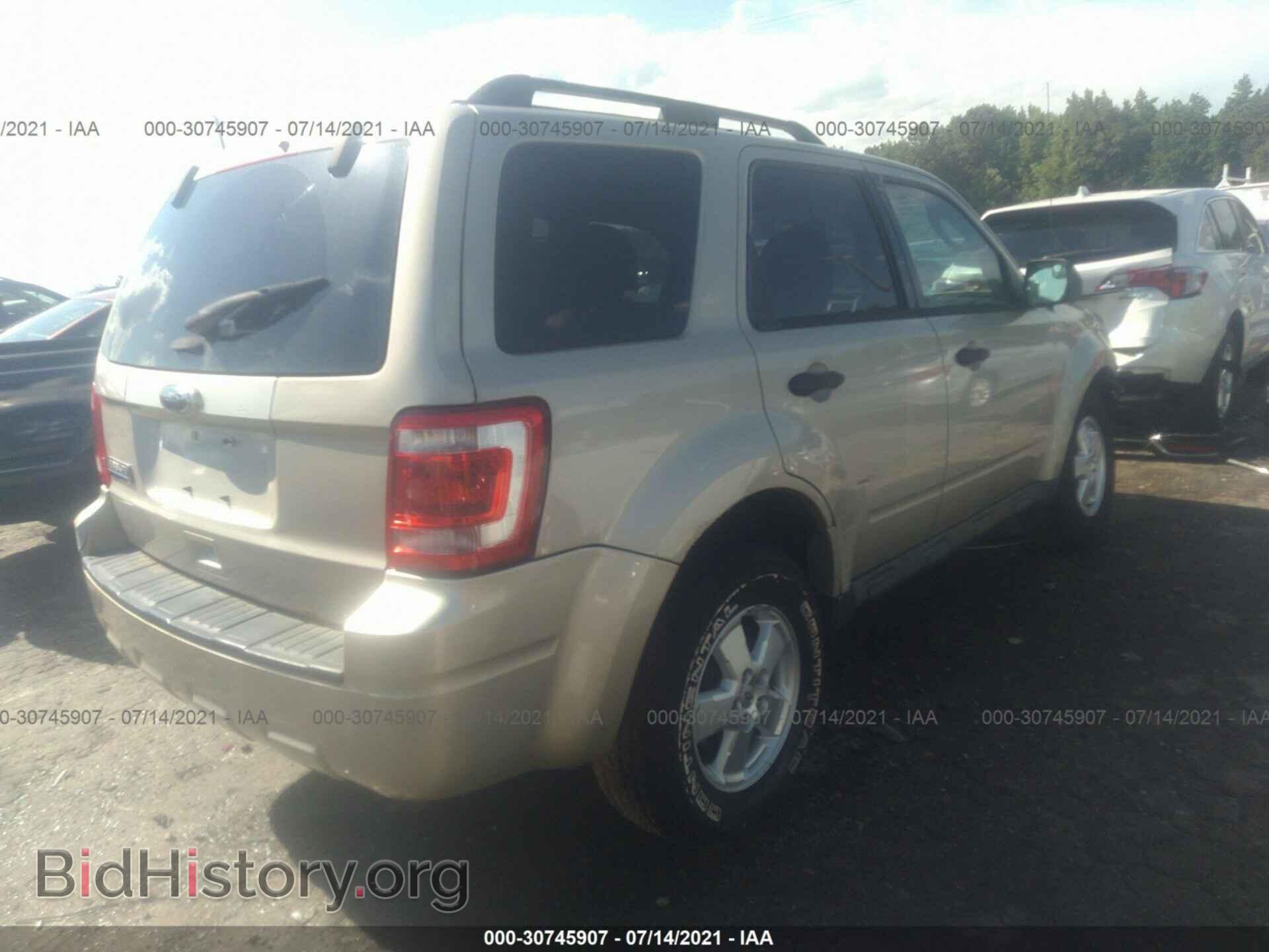 2012 FORD ESCAPE - VIN: 1FMCU0D71CKB81879 - Фото 4