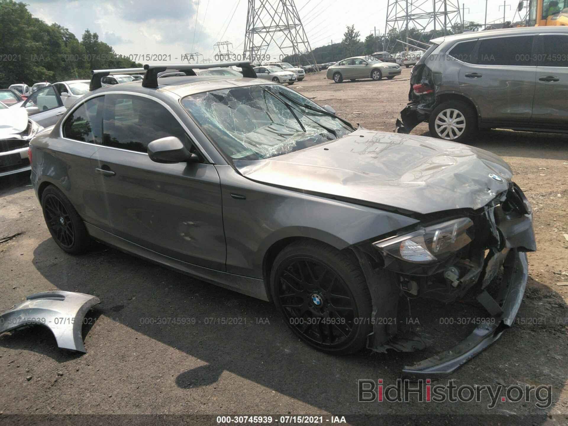 Photo WBAUP7C52BVM54380 - BMW 1 SERIES 2011