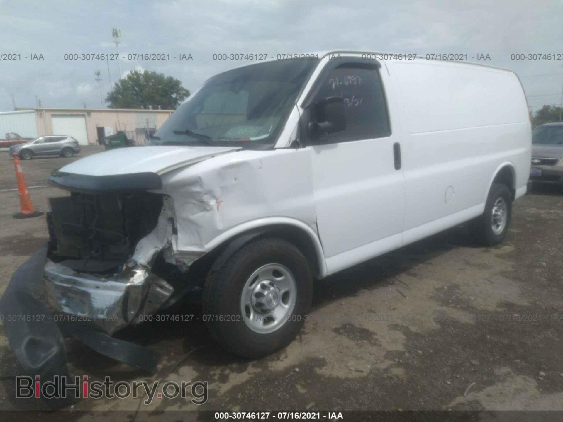 2017 CHEVROLET EXPRESS CARGO VAN - VIN: 1GCWGAFFXH1126248 - Фото 2