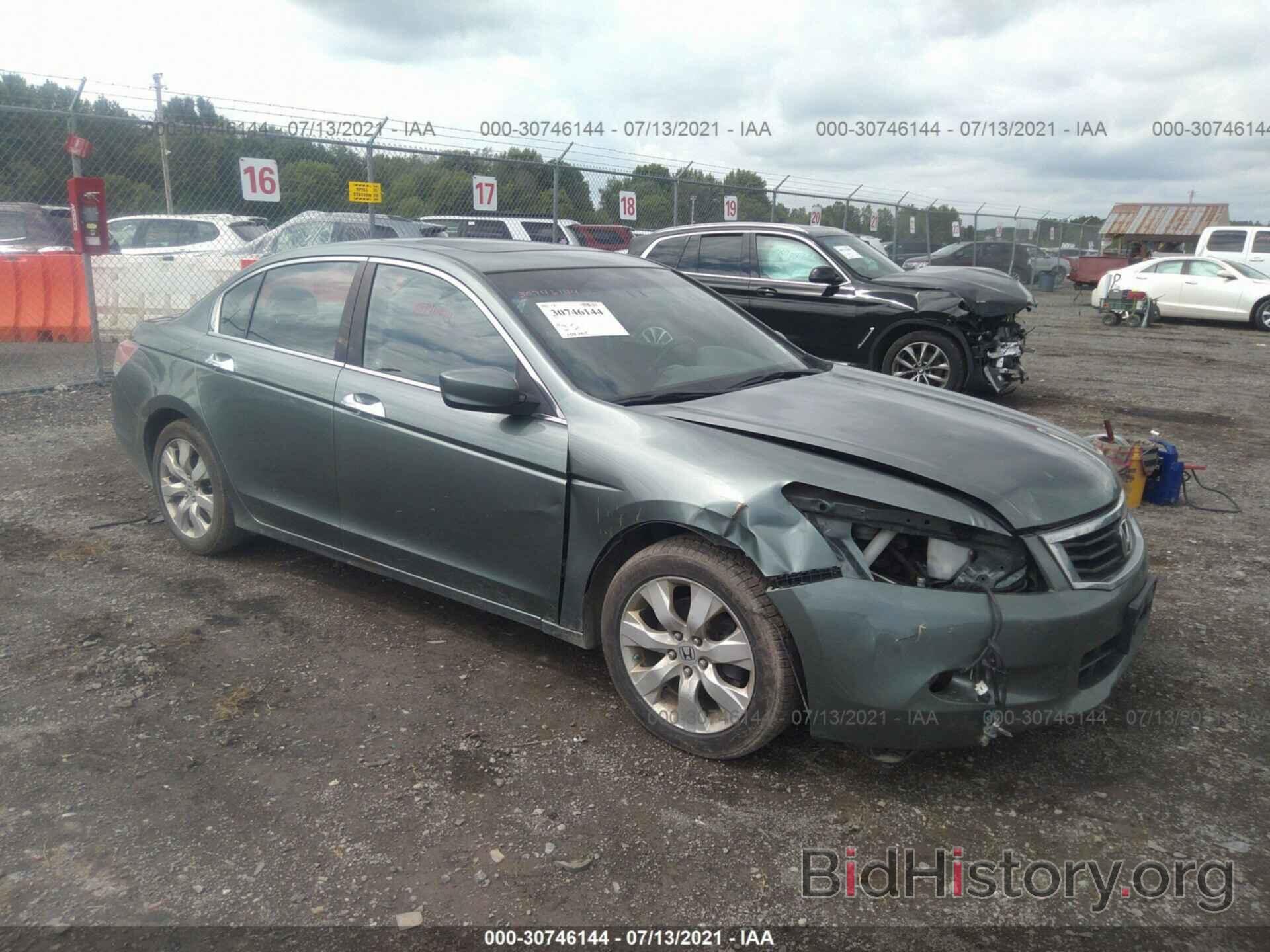 Photo 1HGCP3F89AA022387 - HONDA ACCORD SDN 2010