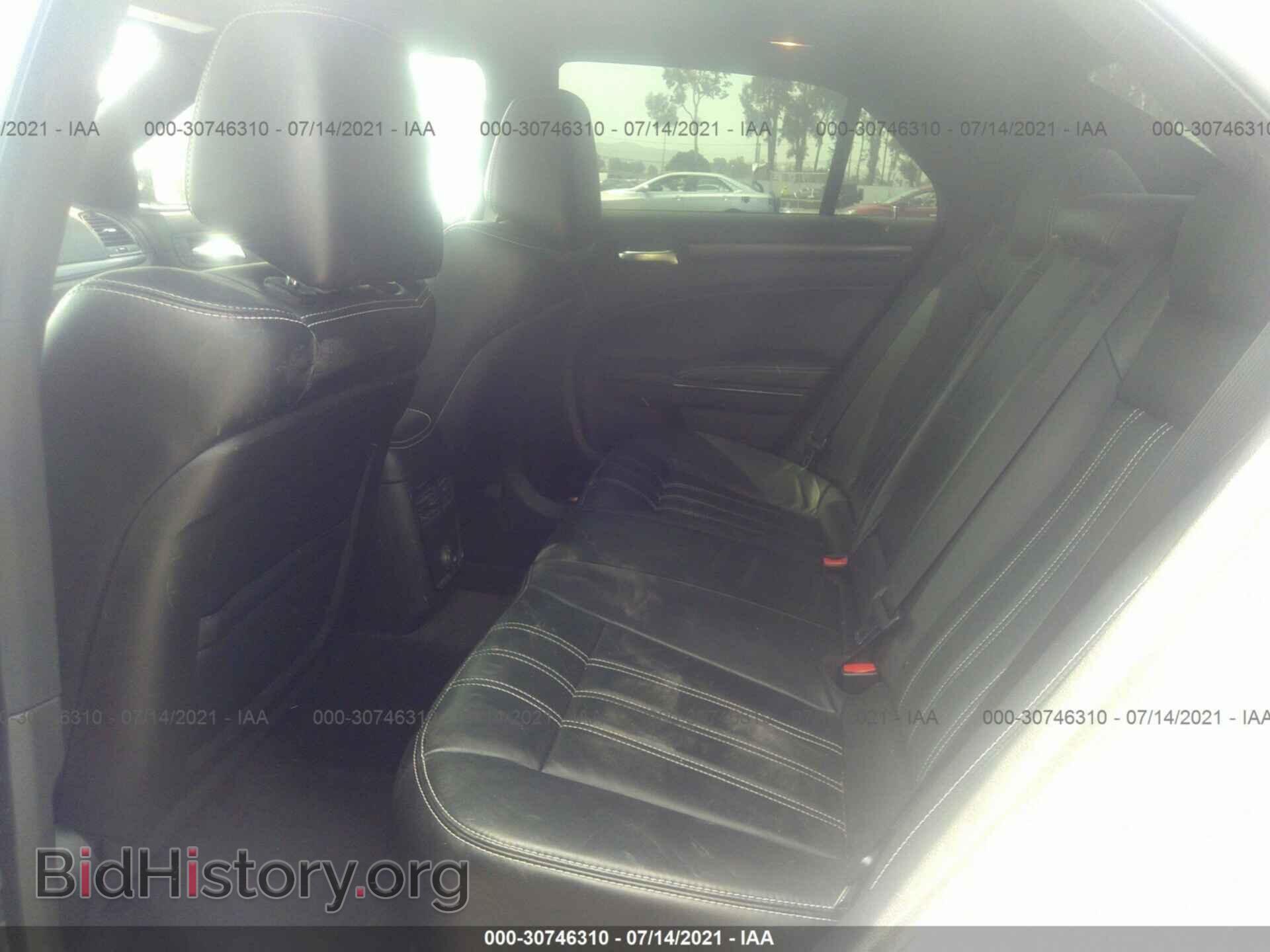 2014 CHRYSLER 300 - VIN: 2C3CCABG8EH376683 - Фото 8