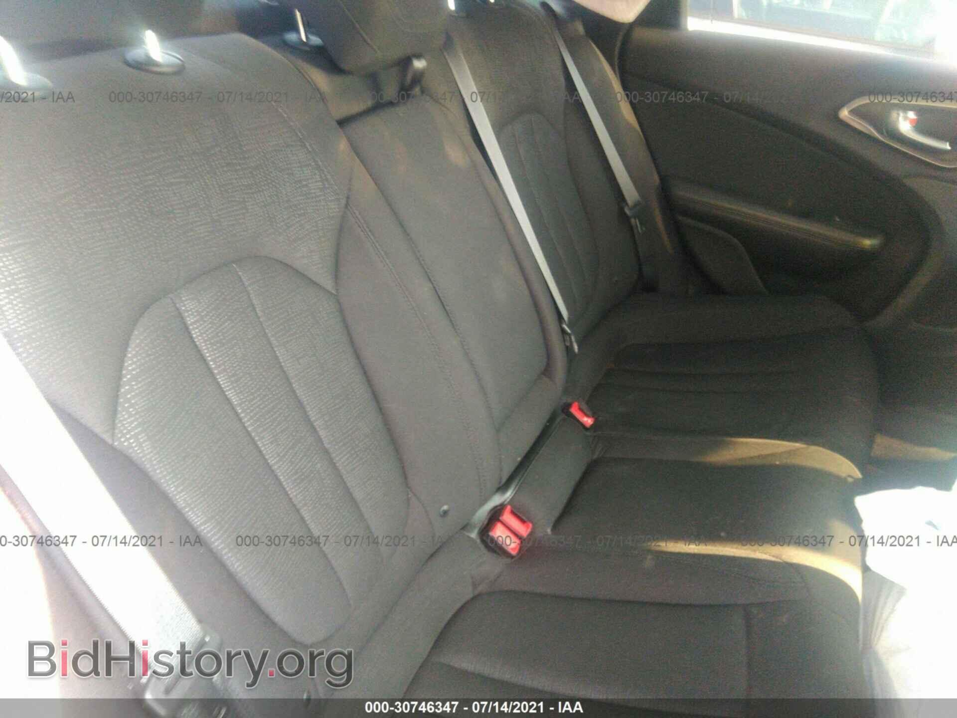 2015 CHRYSLER 200 - VIN: 1C3CCCAB0FN605349 - Фото 8