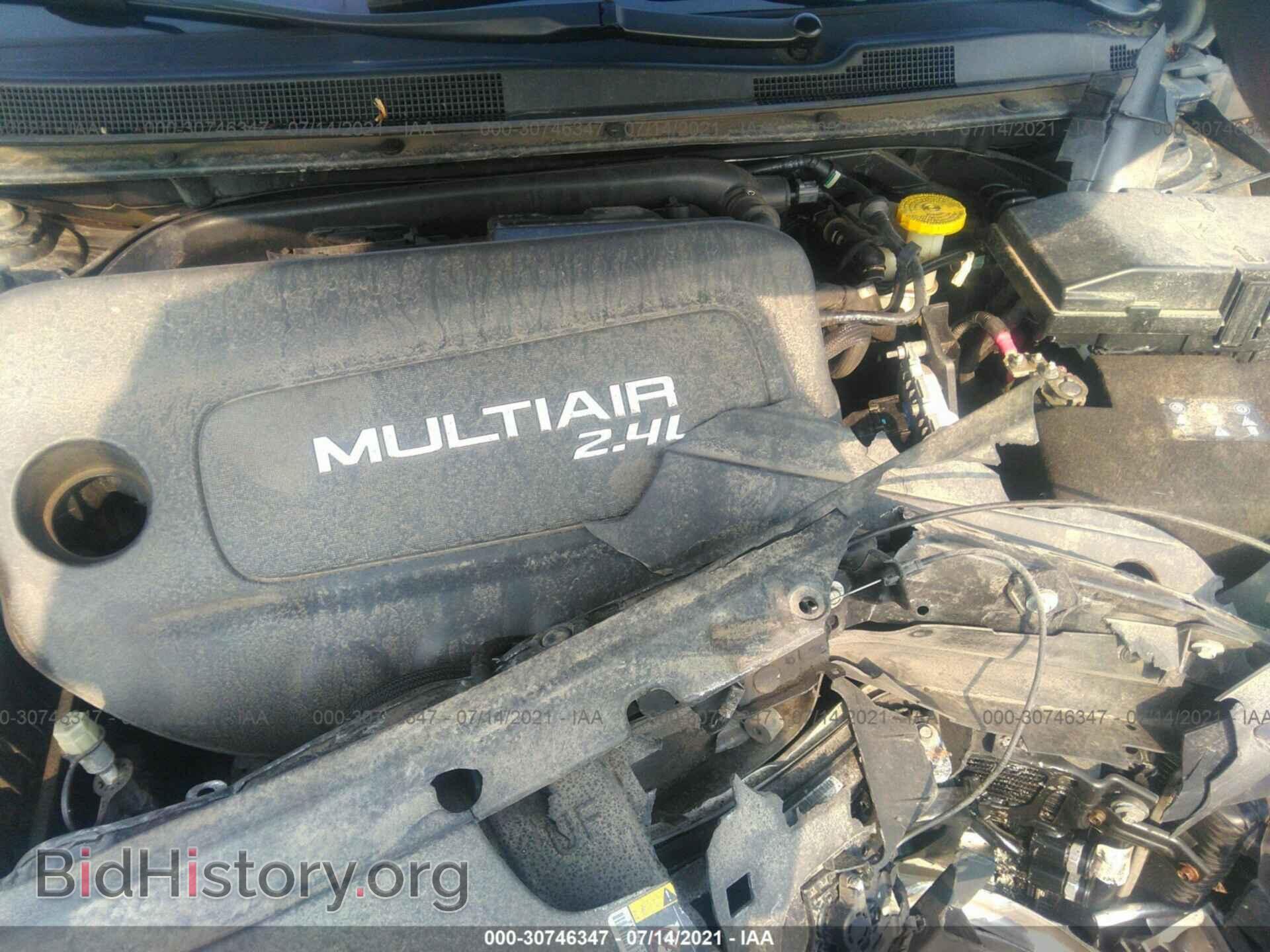 2015 CHRYSLER 200 - VIN: 1C3CCCAB0FN605349 - Фото 10