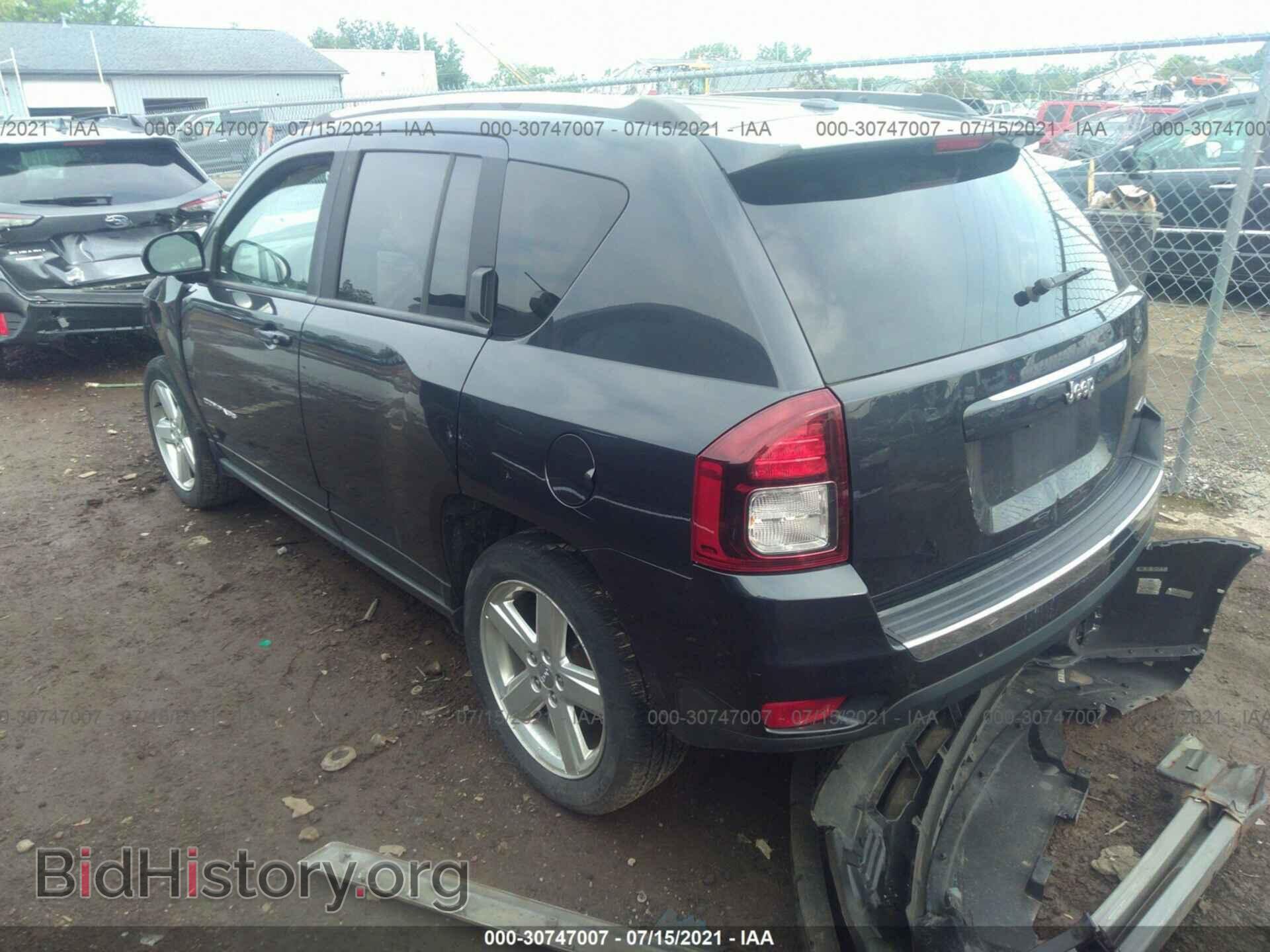 2014 JEEP COMPASS - VIN: 1C4NJCEA5ED850437 - Photo 3