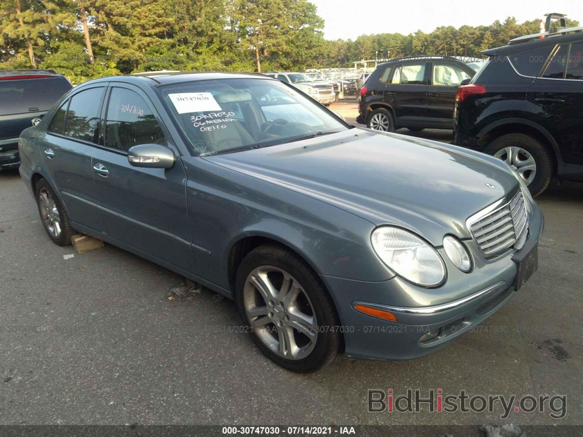 Photo WDBUF56J86A889760 - MERCEDES-BENZ E-CLASS 2006