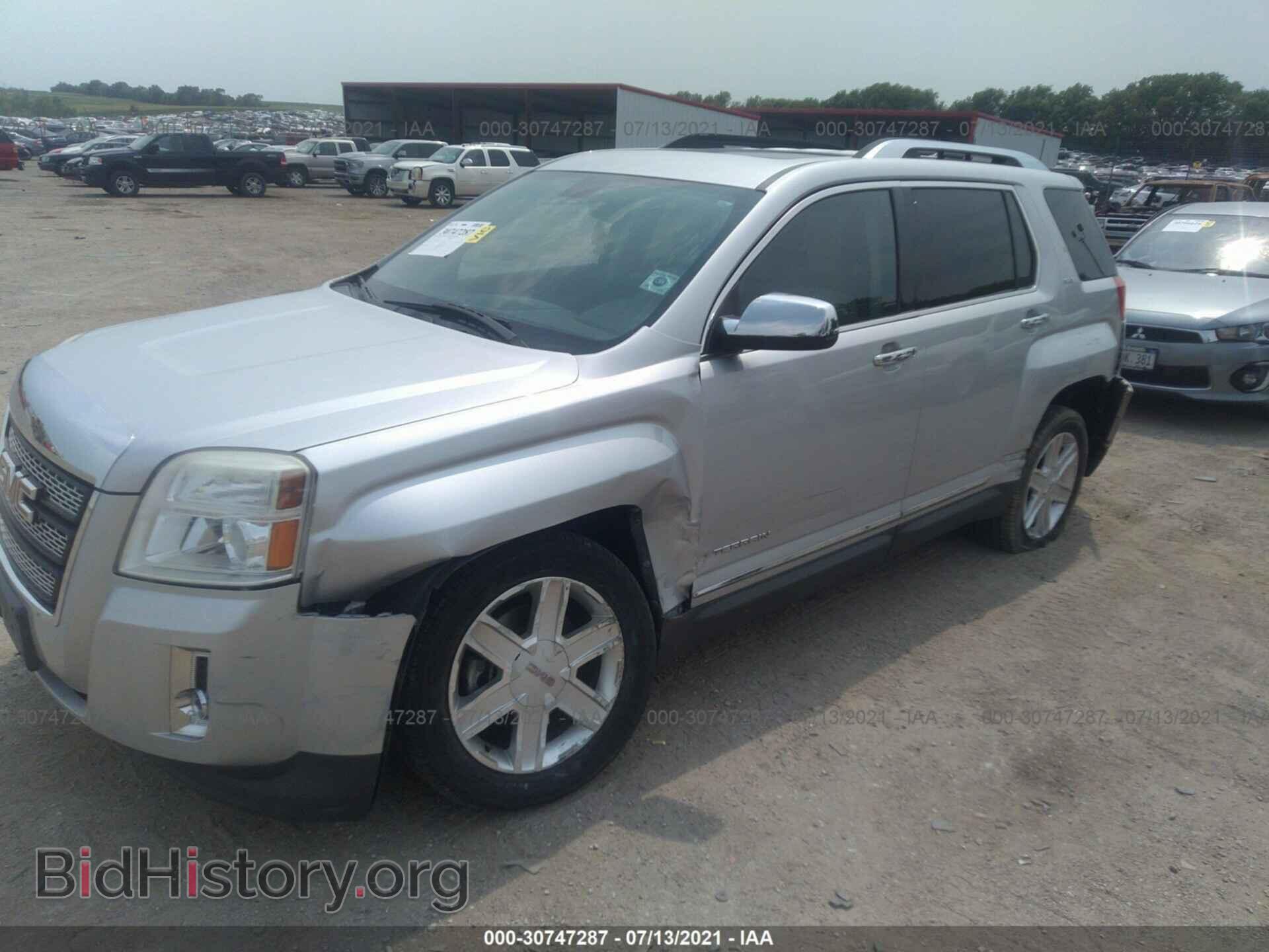2011 GMC TERRAIN - VIN: 2CTFLXEC4B6439603 - Фото 2