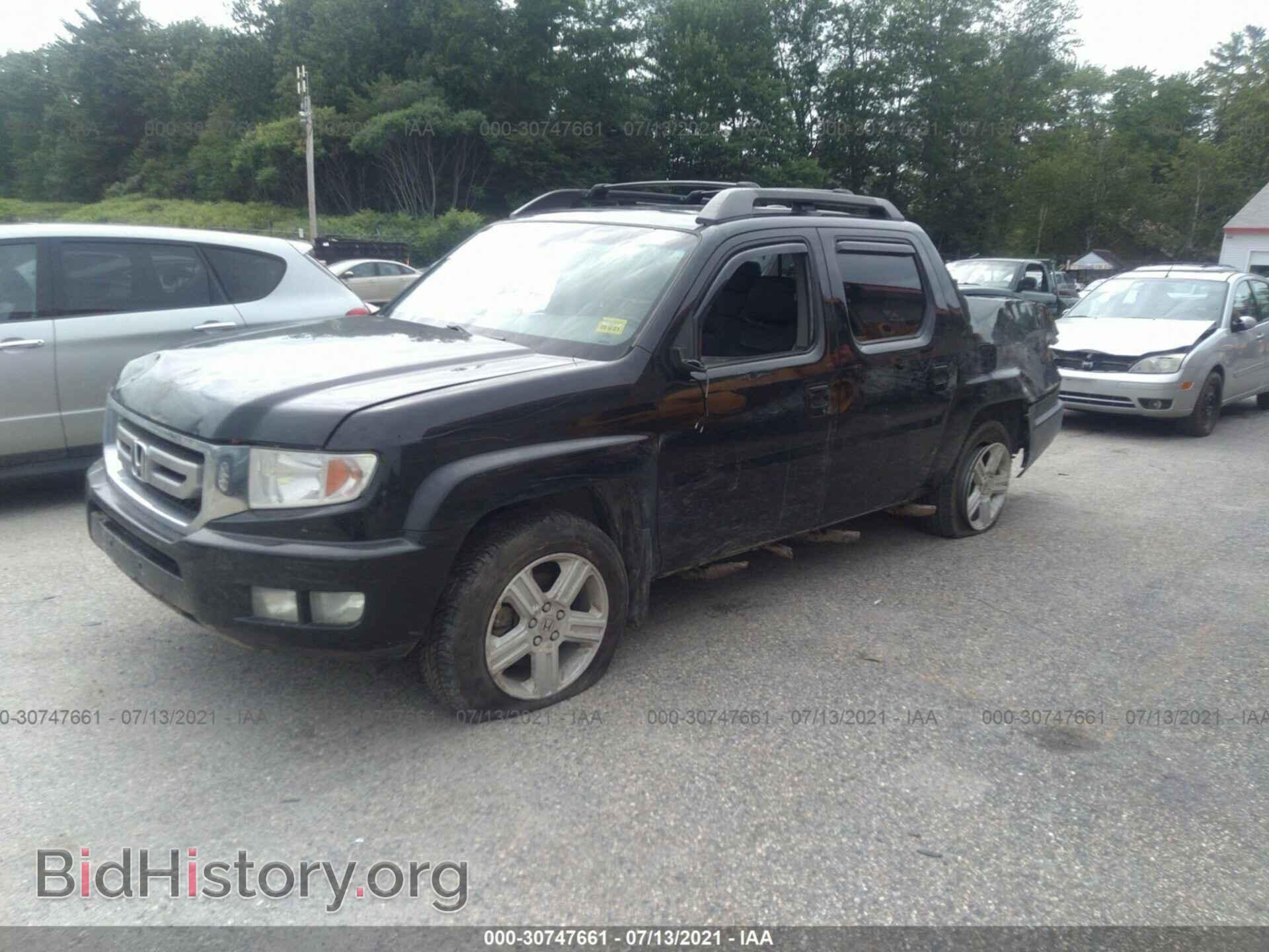 2011 HONDA RIDGELINE - VIN: 5FPYK1F55BB003381 - Фото 2