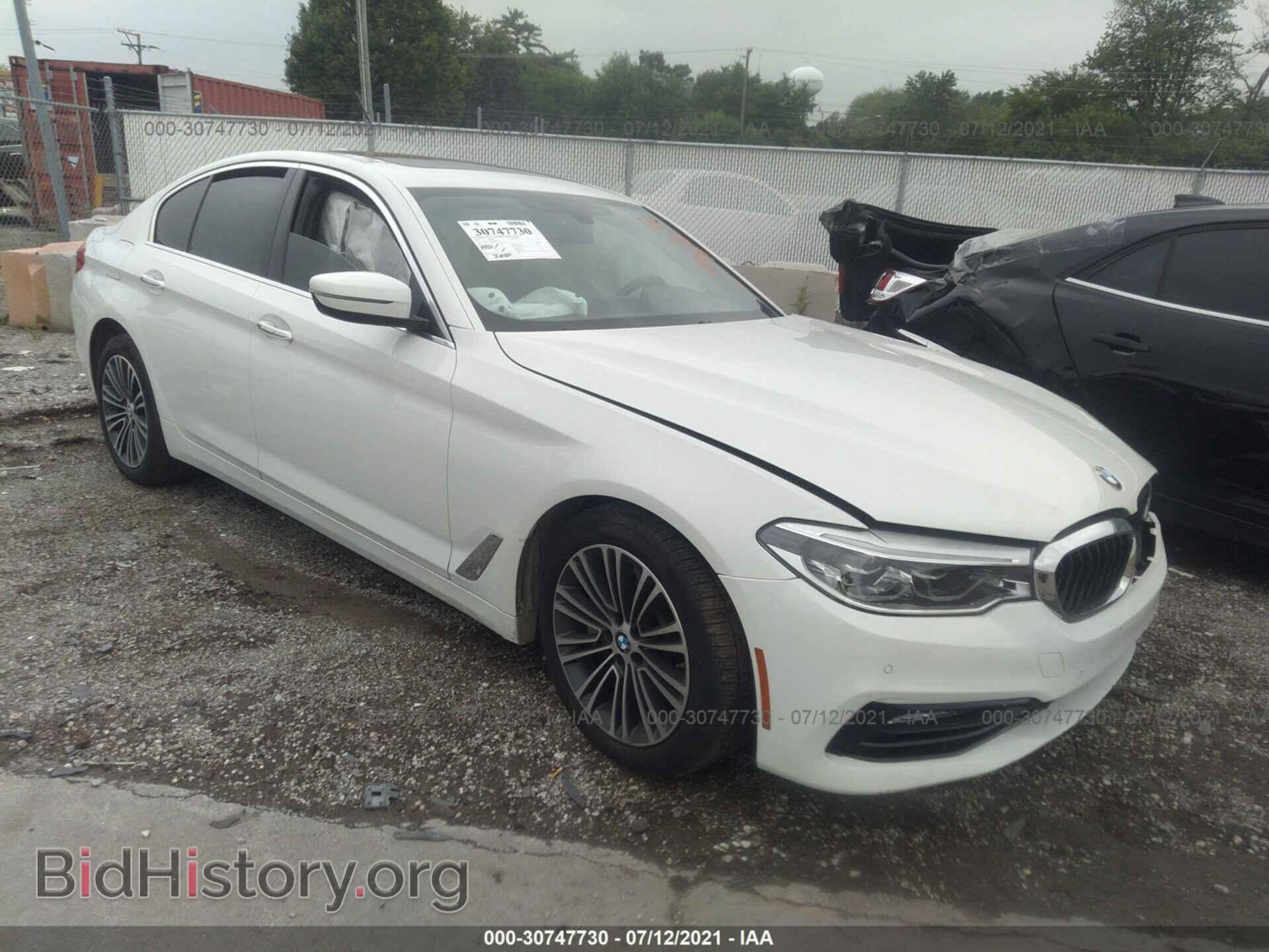 Photo WBAJE7C3XHG888518 - BMW 5 SERIES 2017