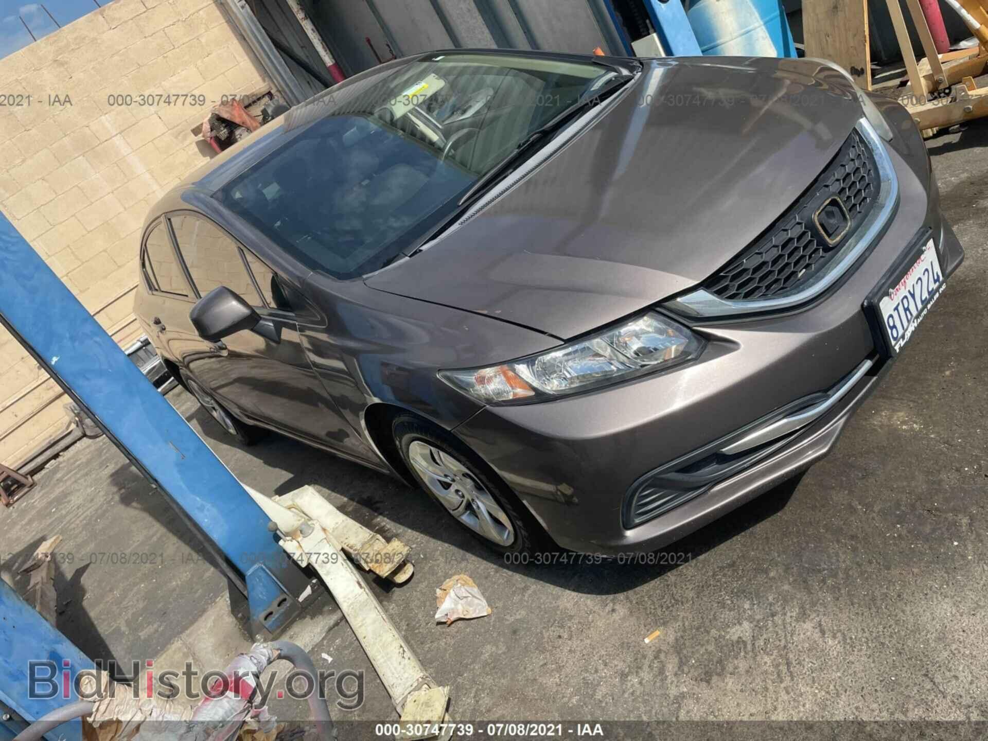 Photo 19XFB2F58DE240798 - HONDA CIVIC SDN 2013