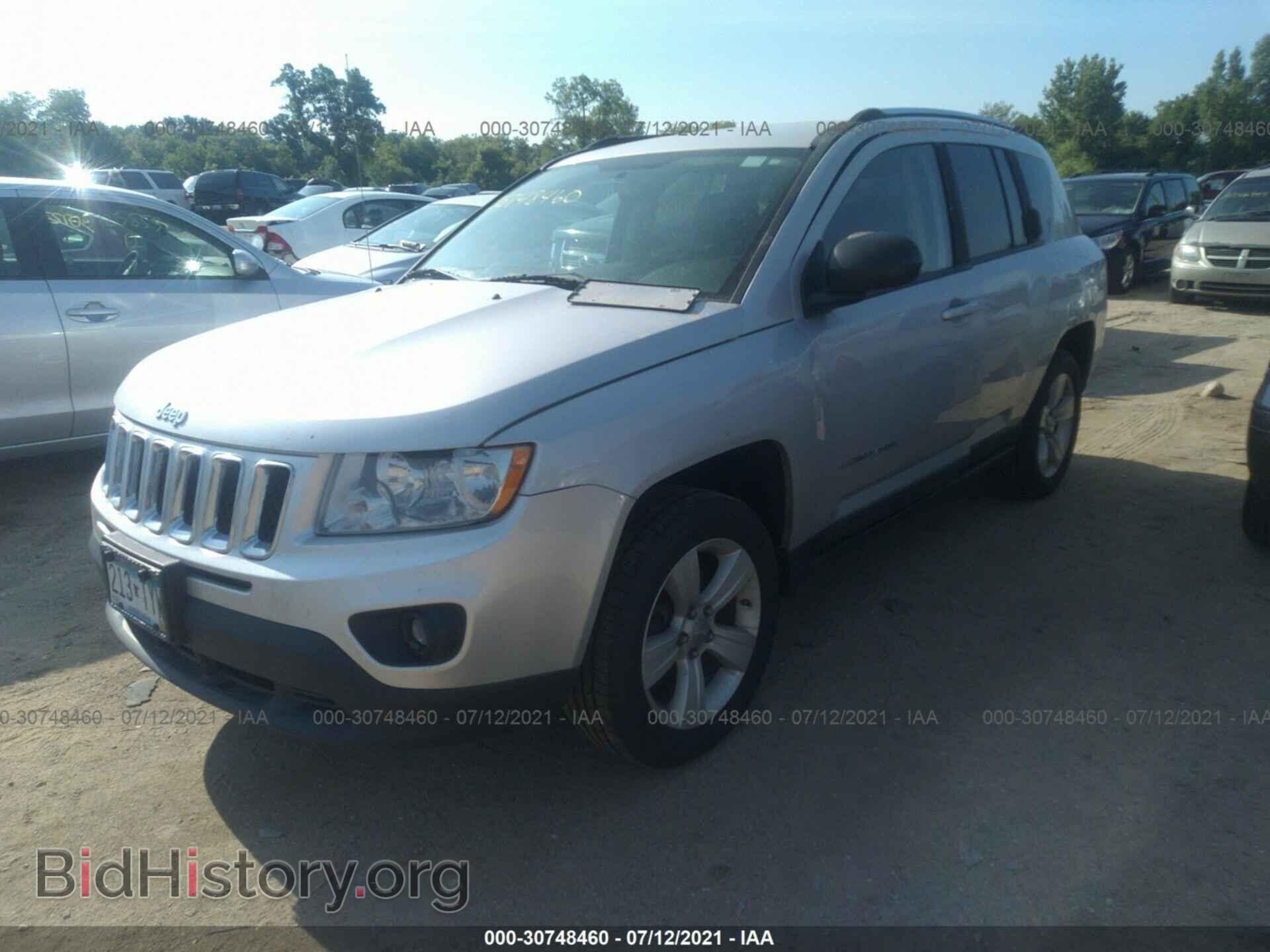 2011 JEEP COMPASS - VIN: 1J4NF1FB5BD210635 - Фото 2