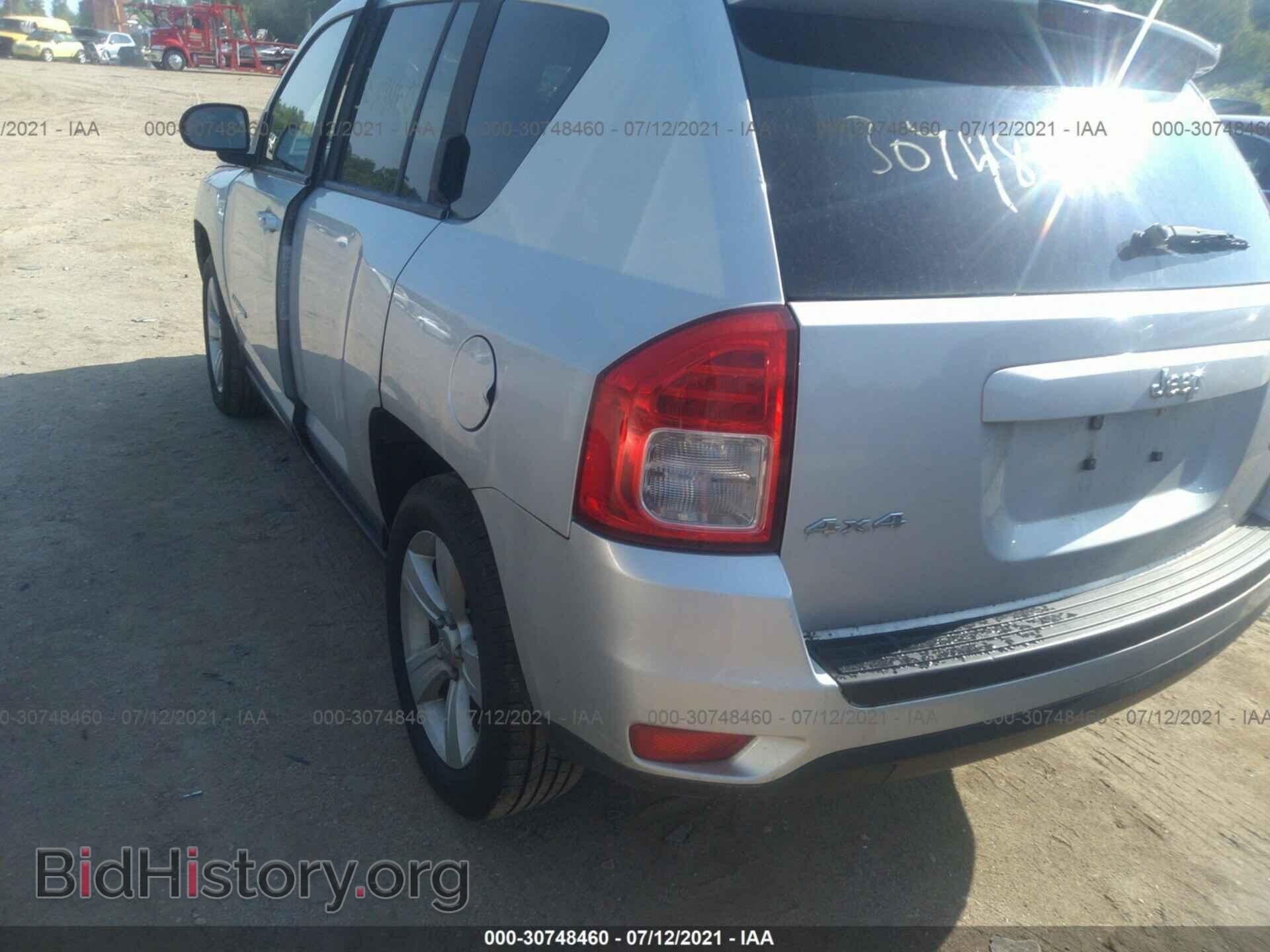 2011 JEEP COMPASS - VIN: 1J4NF1FB5BD210635 - Фото 3