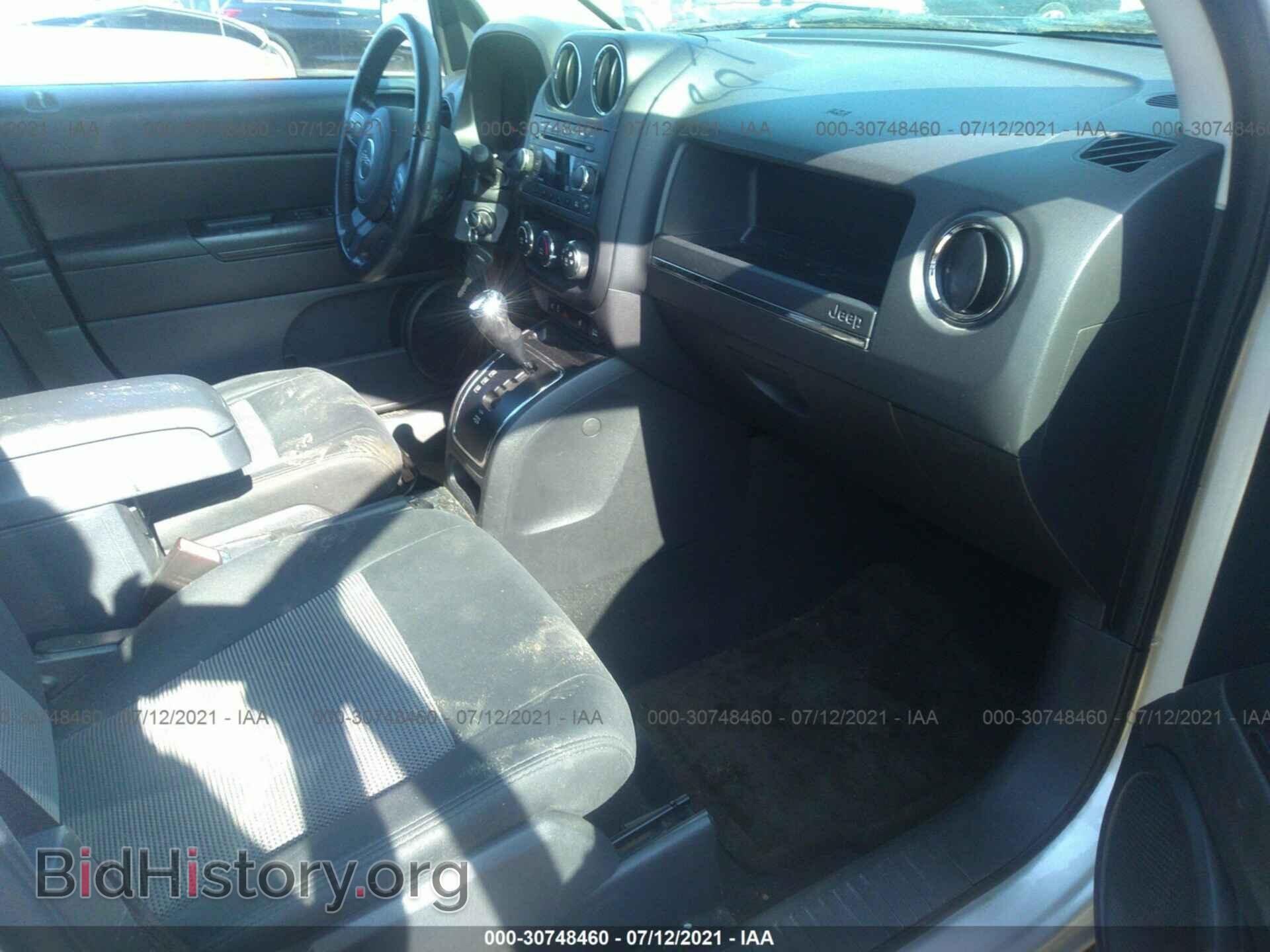2011 JEEP COMPASS - VIN: 1J4NF1FB5BD210635 - Фото 5