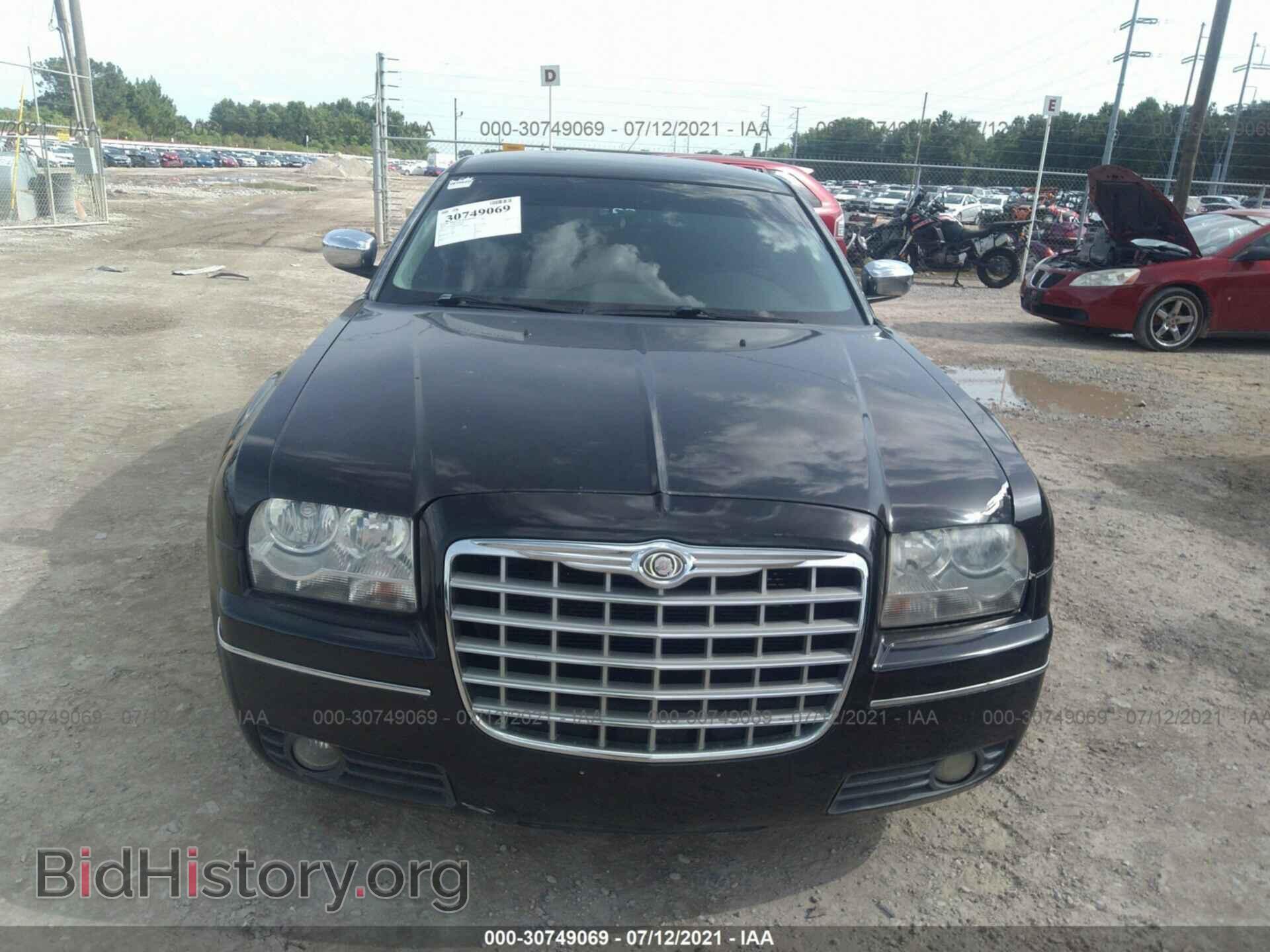 2010 CHRYSLER 300 - VIN: 2C3CA4CD6AH138983 - Фото 6