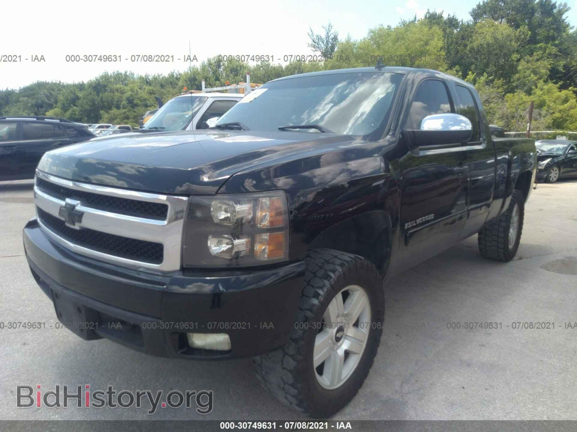 2007 CHEVROLET SILVERADO 1500 - VIN: 2GCEC19C571653308 - Фото 2