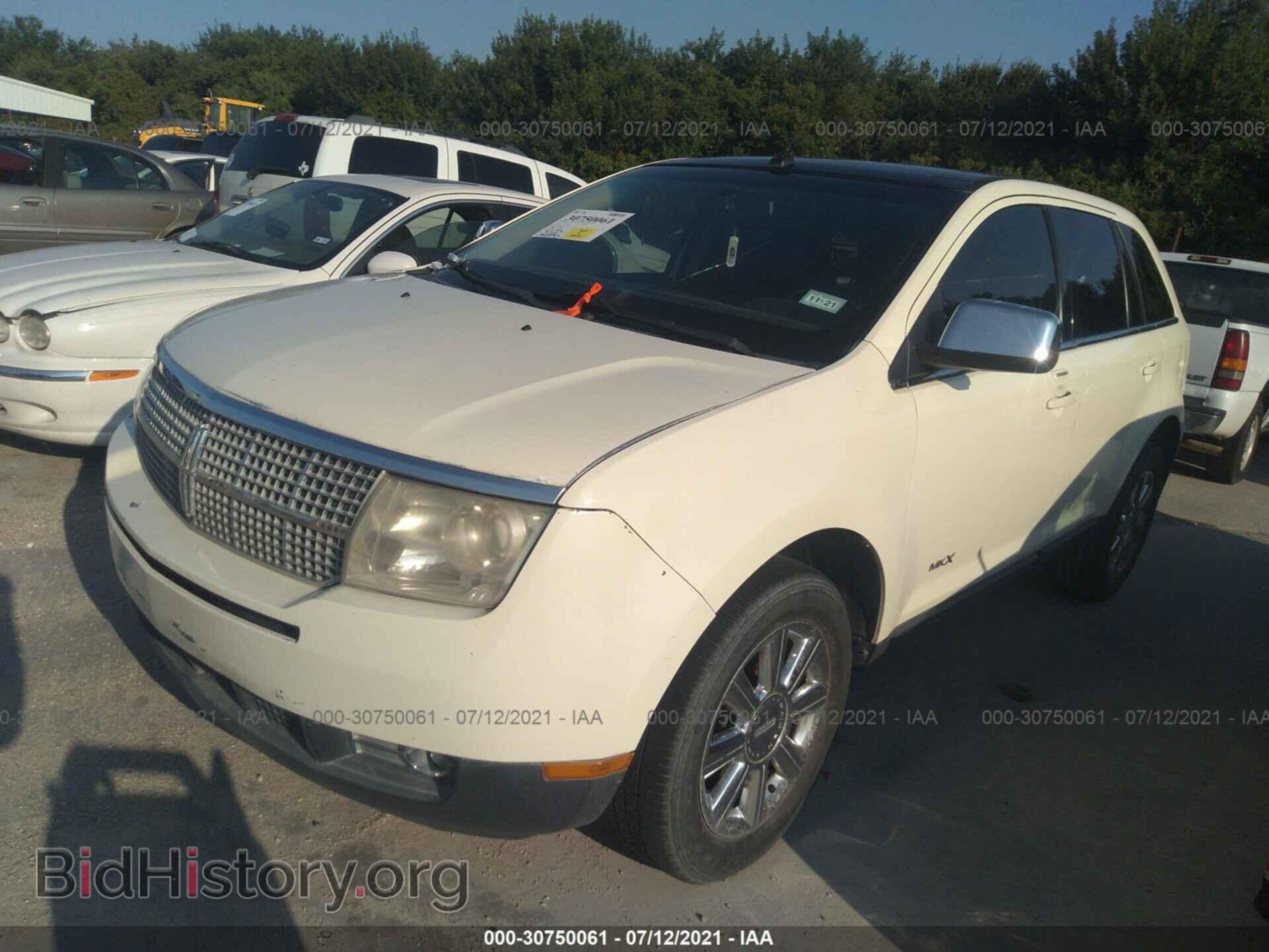 2007 LINCOLN MKX - VIN: 2LMDU88C77BJ15500 - Фото 2