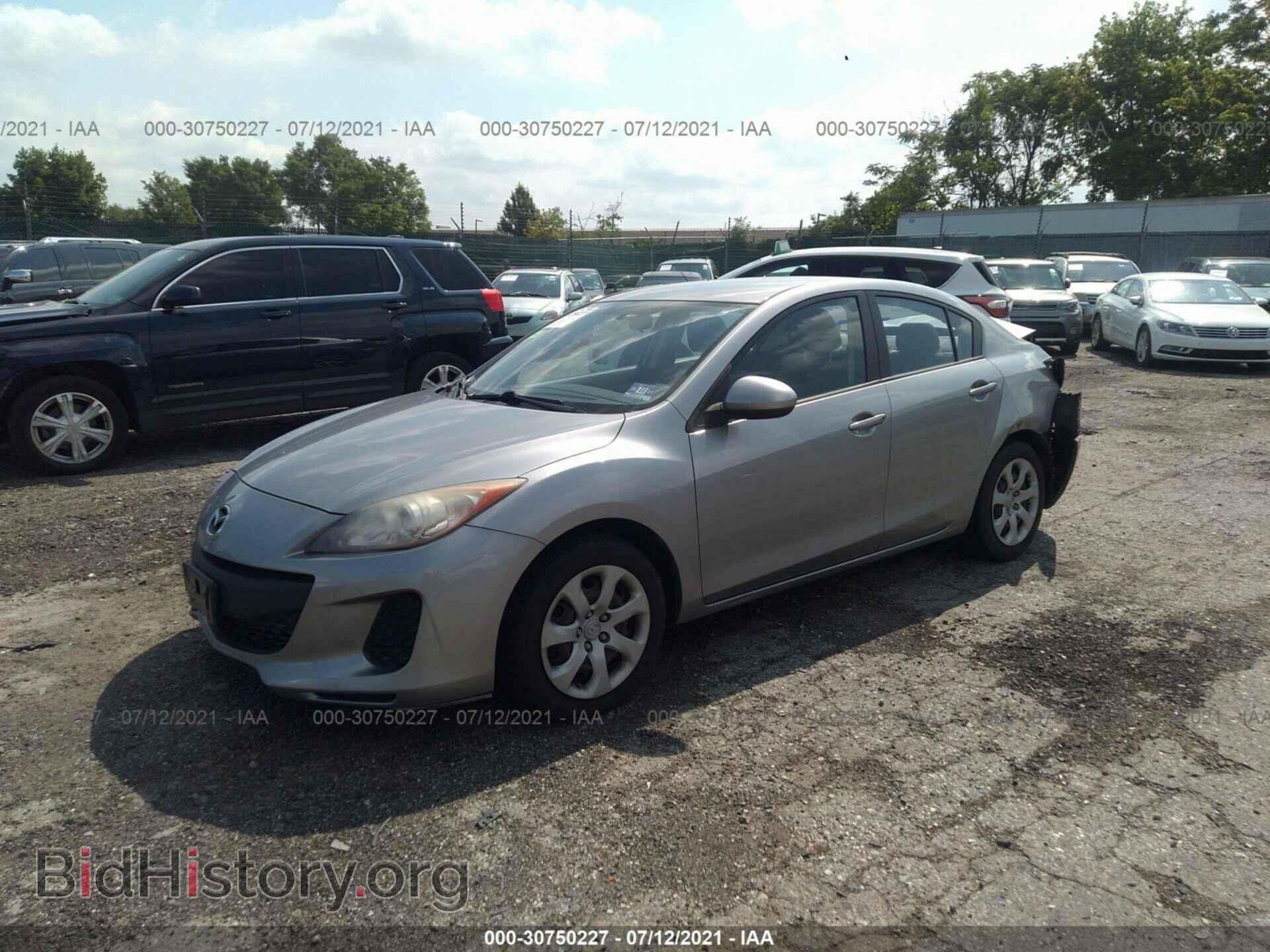 2012 MAZDA MAZDA3 - VIN: JM1BL1UF5C1597262 - Фото 2