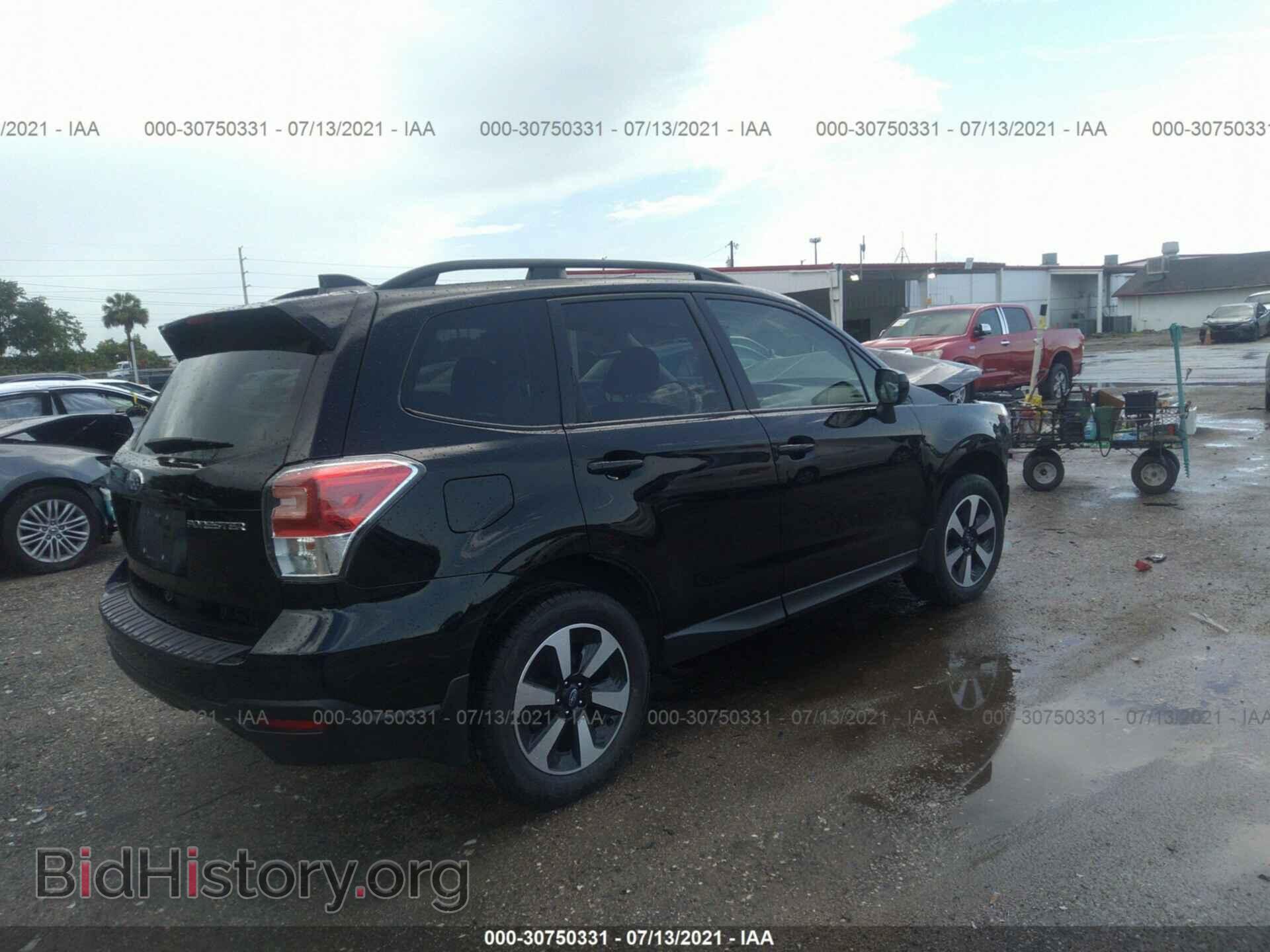 2018 SUBARU FORESTER - VIN: JF2SJAEC8JH617262 - Фото 4