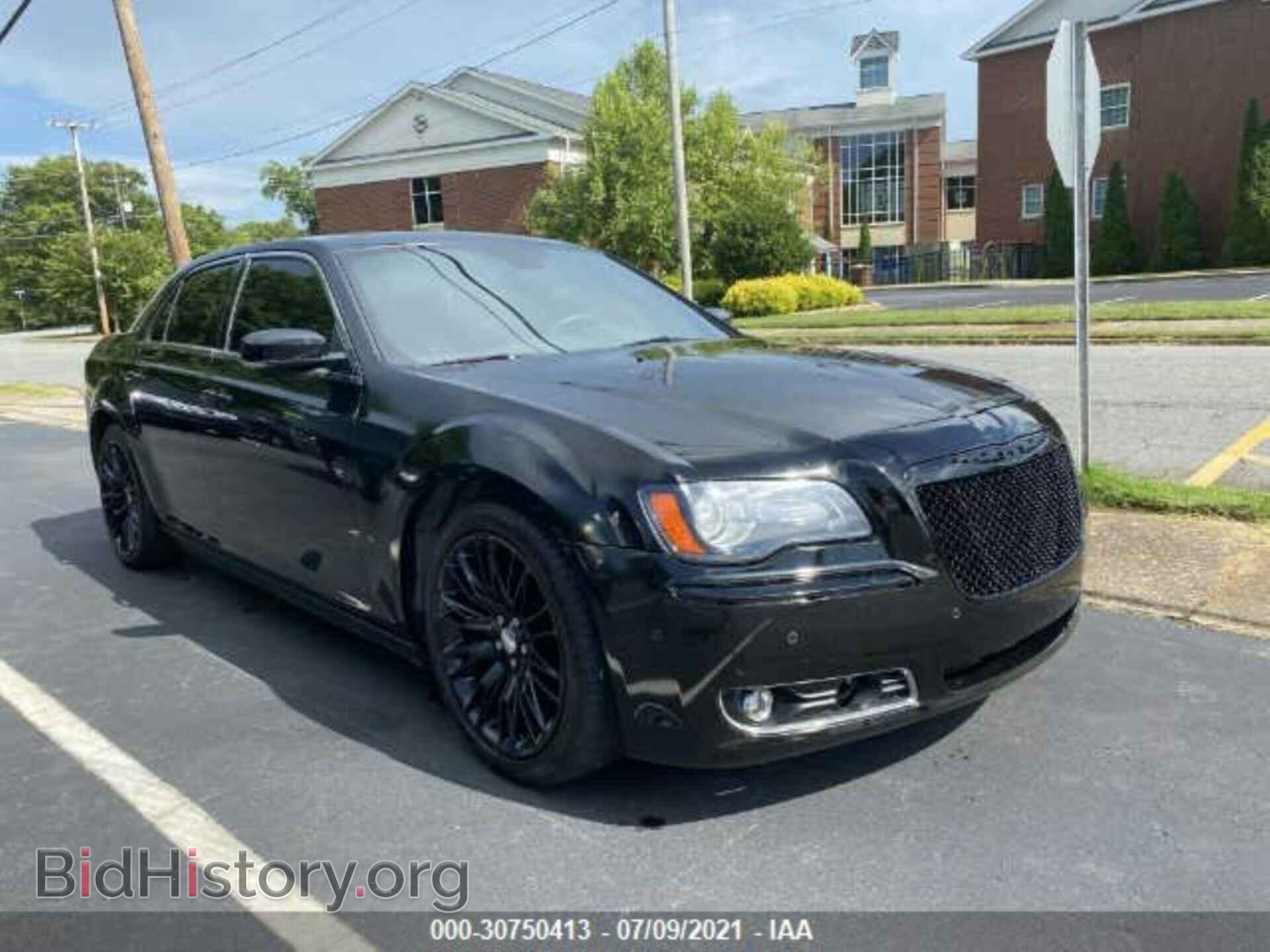 Photo 2C3CCADT2CH315627 - CHRYSLER 300 2012
