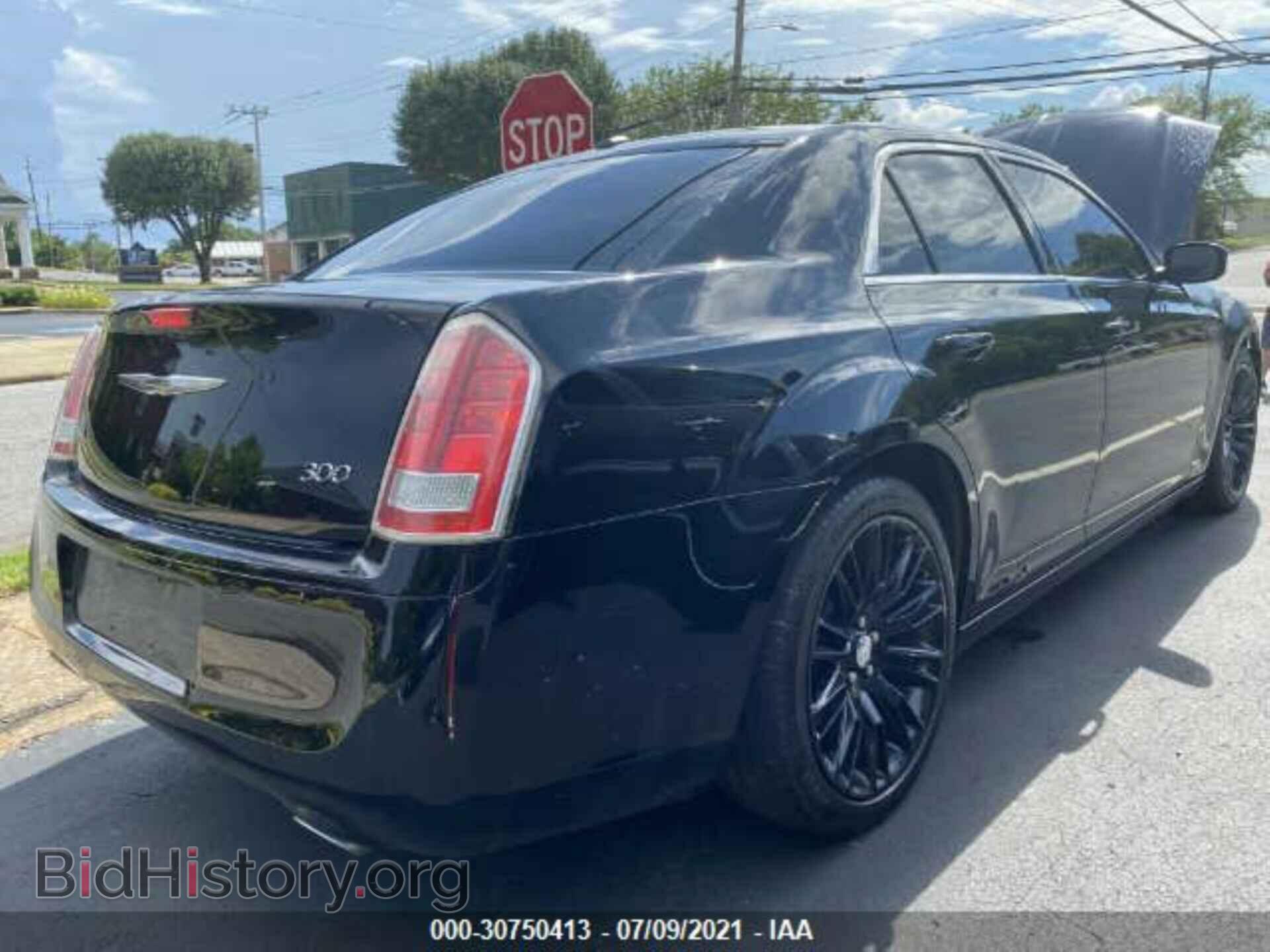 2012 CHRYSLER 300 - VIN: 2C3CCADT2CH315627 - Фото 3