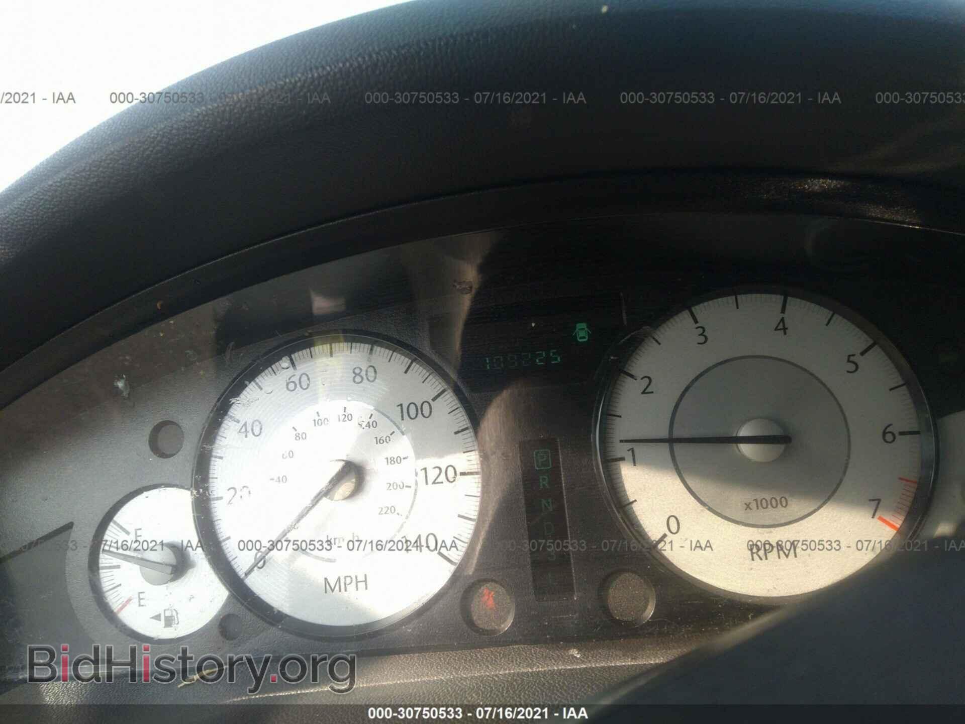 2010 CHRYSLER 300 - VIN: 2C3CA5CVXAH167790 - Фото 7