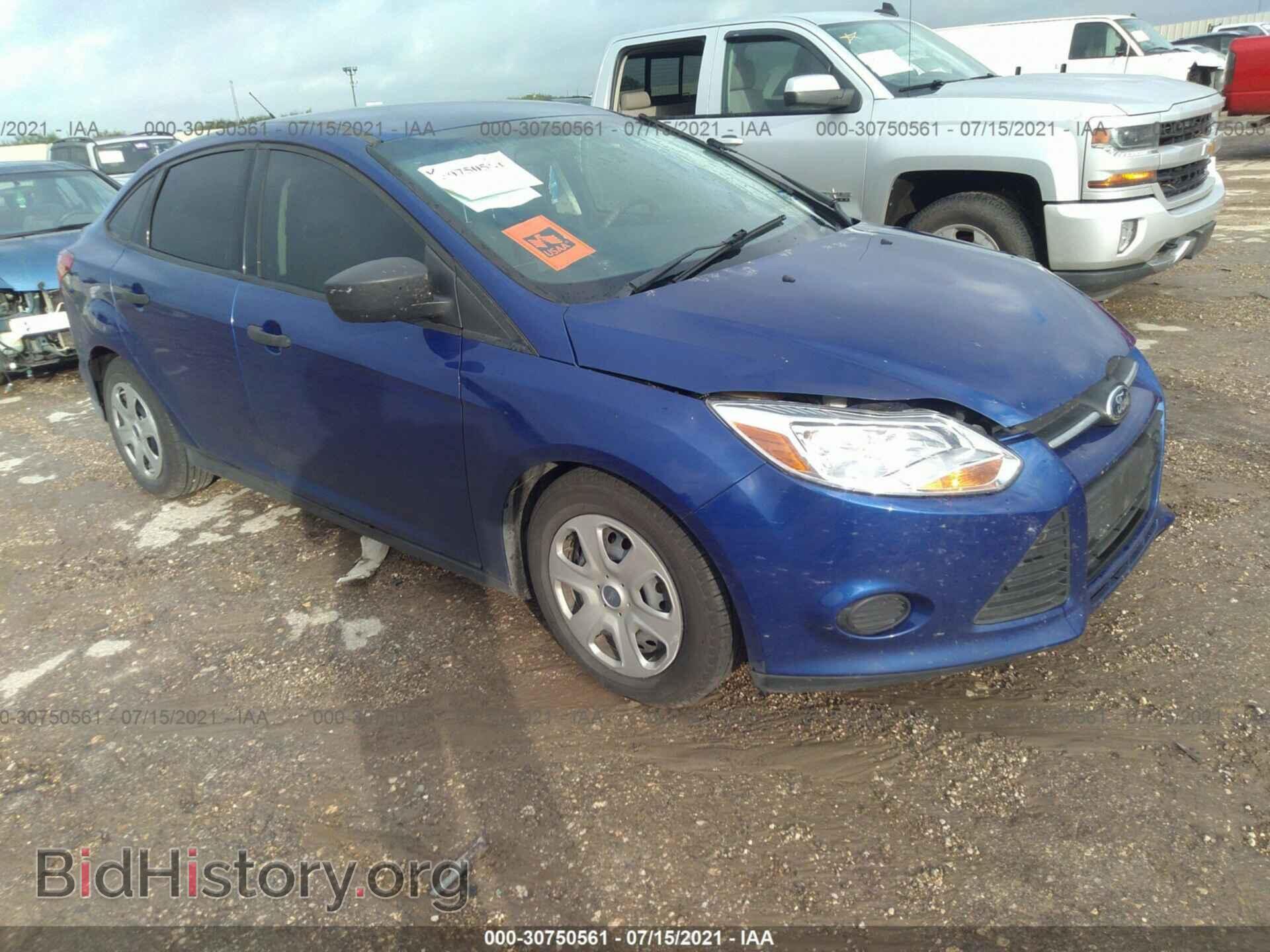 Photo 1FAHP3E27CL294452 - FORD FOCUS 2012